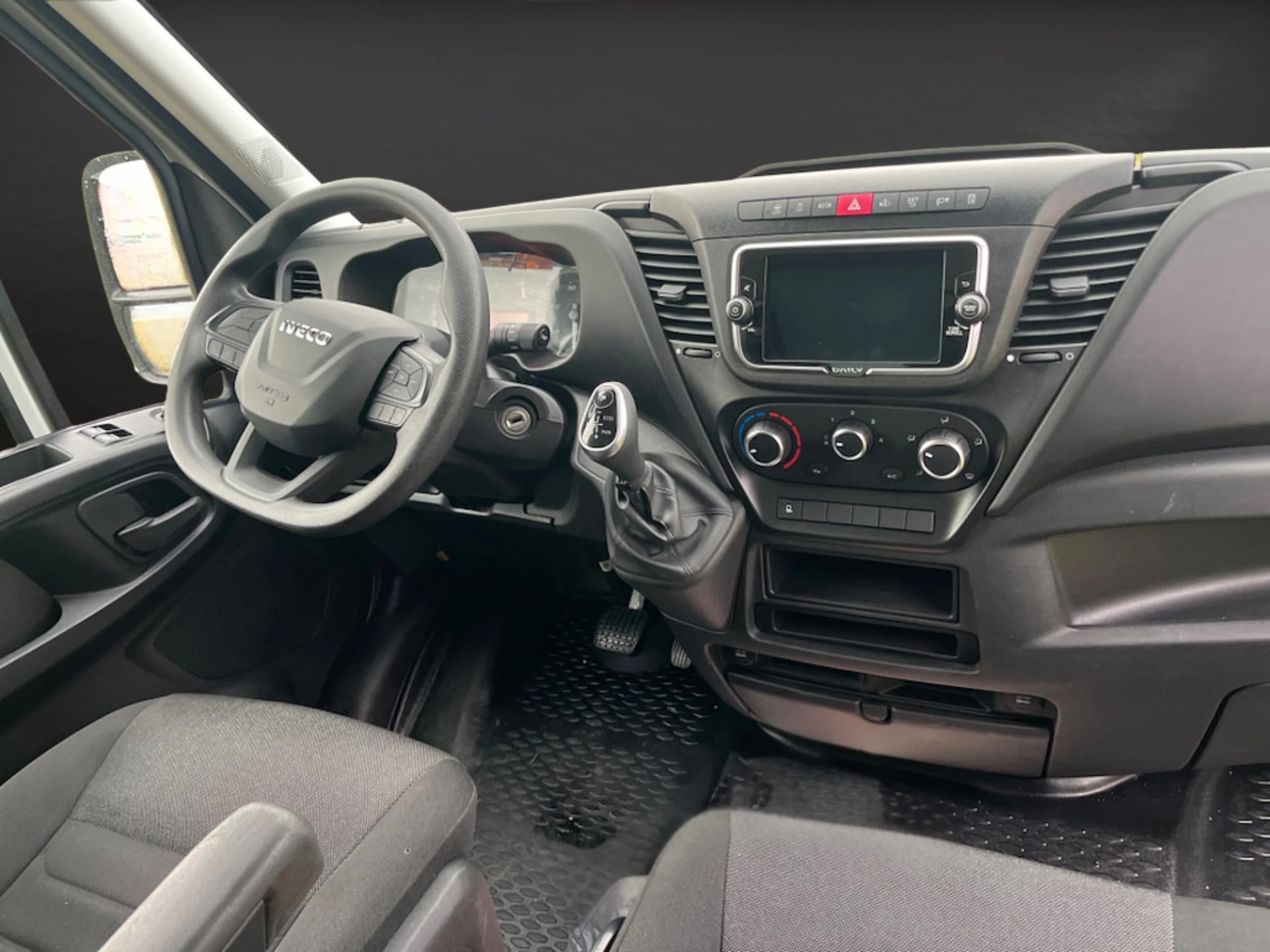 Iveco Daily Carrozado L4H3 (2023) | Automático | Doble Rueda | 160CV | Desde 583€/mes - Foto 9