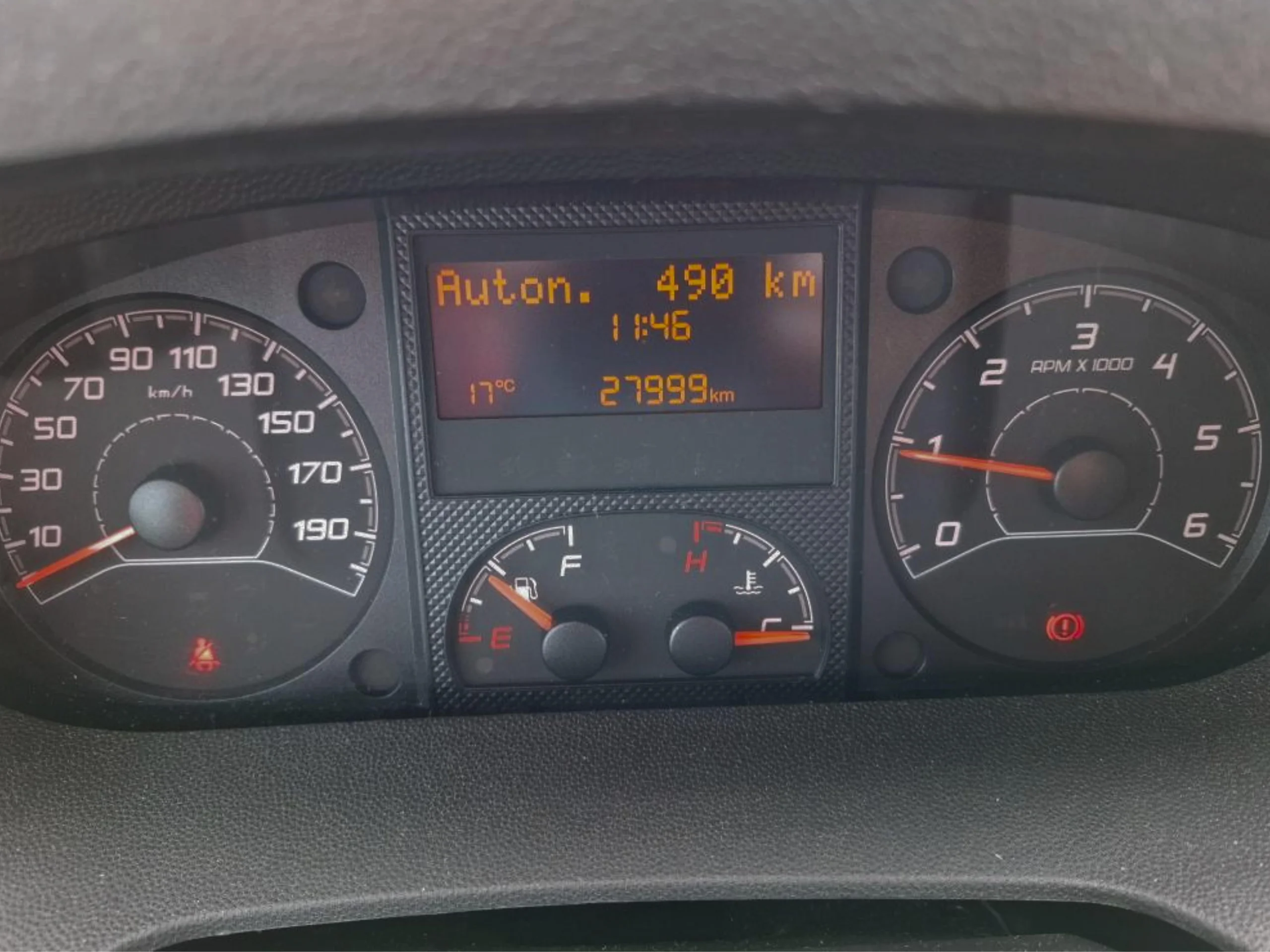Peugeot Boxer Furgoneta L2H2 Ocasión economica | Solo 28.000km y 10,5m³ - Foto 10