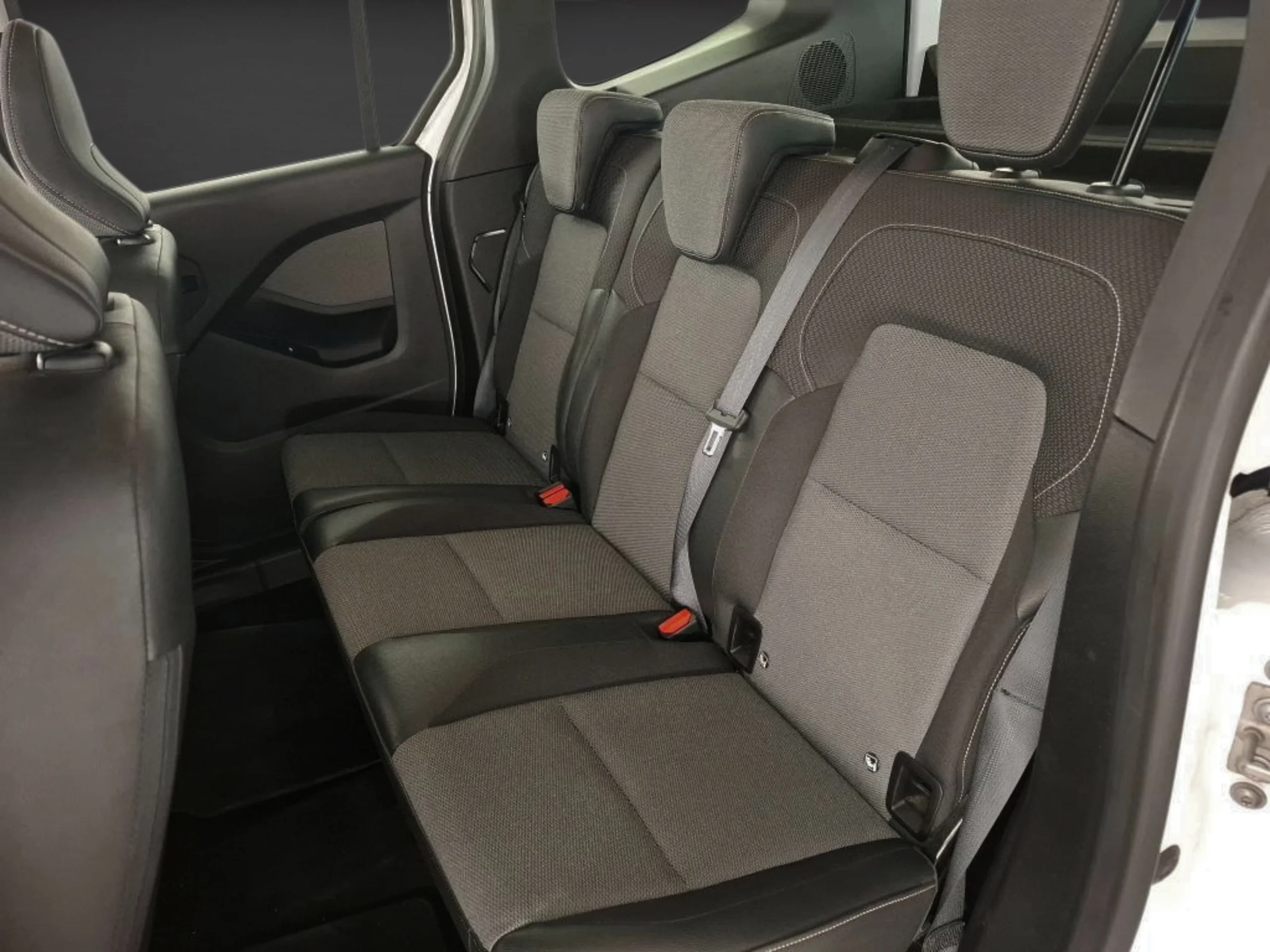 Renault Kangoo  Zen Combi 5 Plazas | Desde 284€/mes - Foto 9