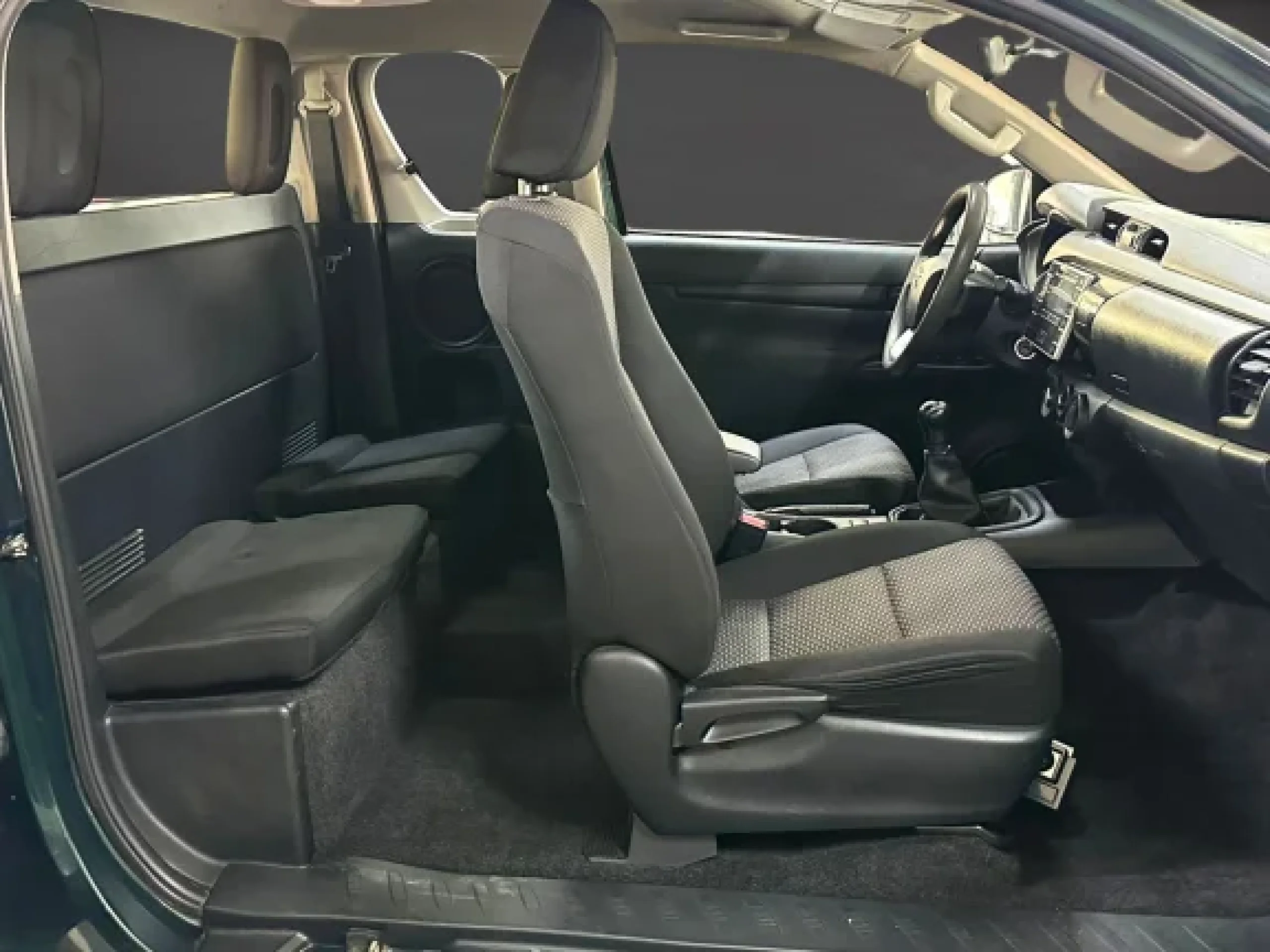 Toyota Hilux CABINA EXTRA 4X4 150 CV - Foto 13