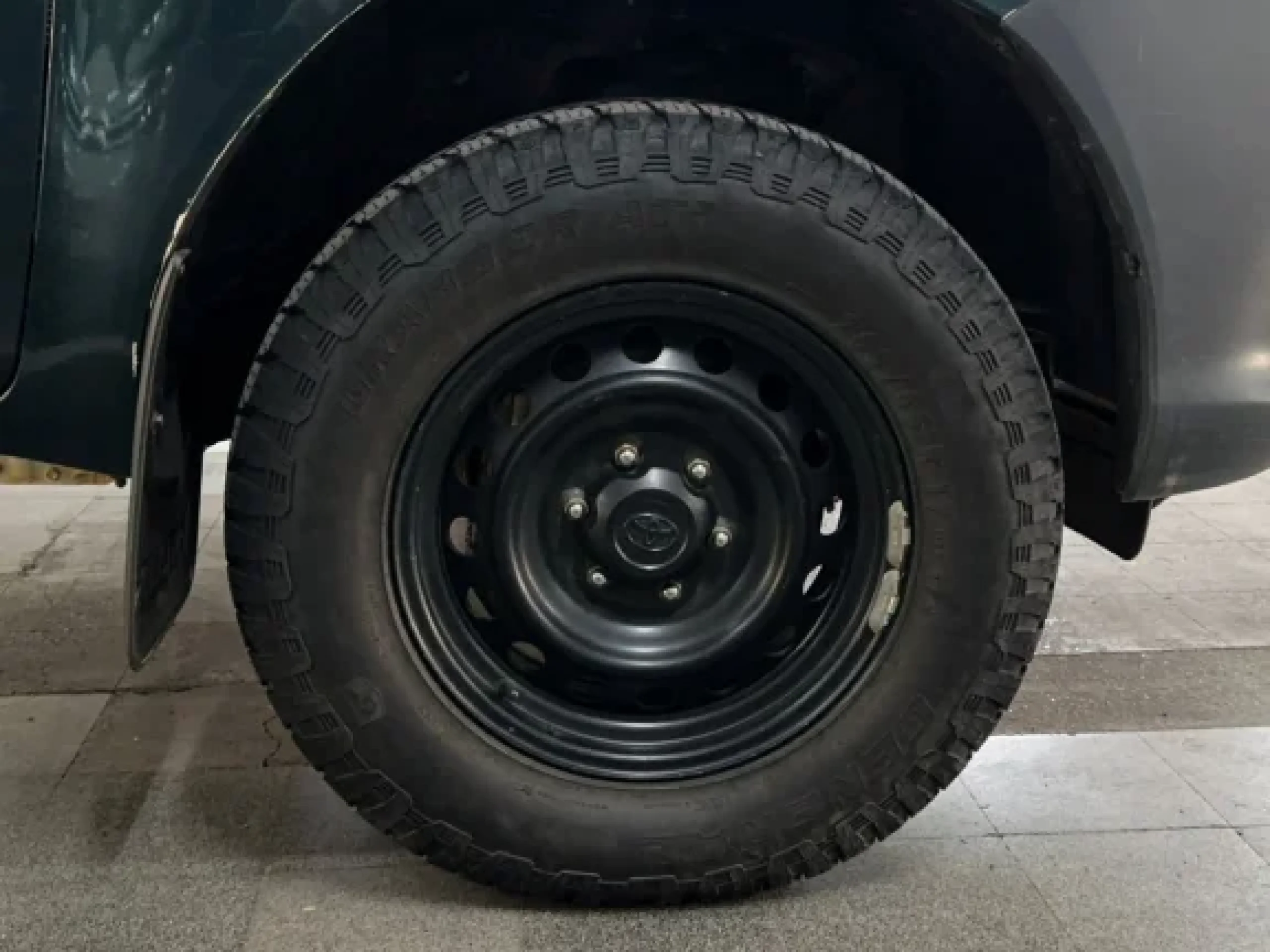 Toyota Hilux CABINA EXTRA 4X4 150 CV - Foto 10