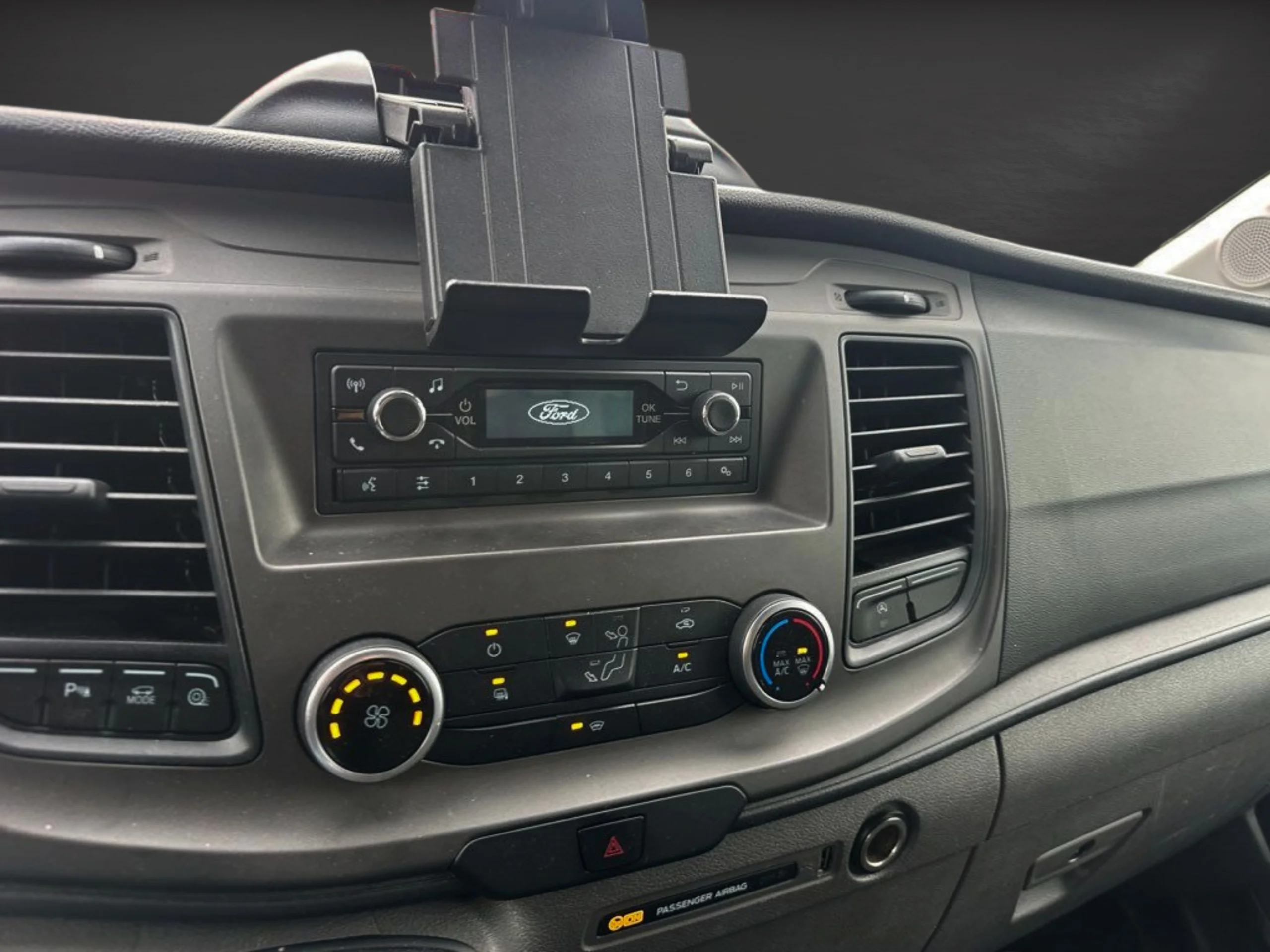 Ford Transit L3H3 130CV (2024) – Gran Volumen de Ocasión ¡Desde 411 €/mes sin entrada! - Foto 7