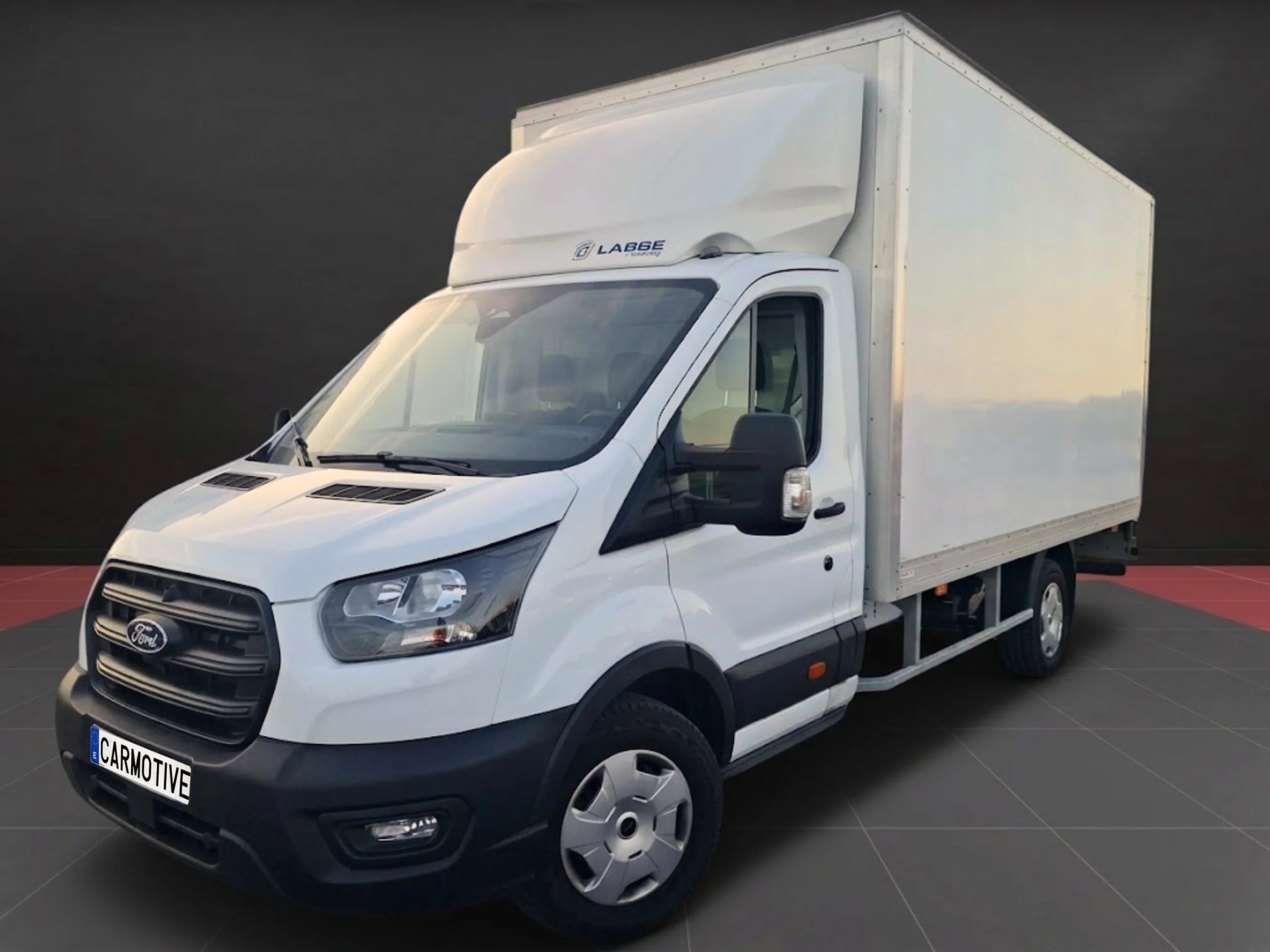 Ford Transit L4H3 Carrozado con Trampilla (2025) | Automático | Paquete Multimedia | Oportunidad de Reestreno | Desde 672€/mes - Foto 4