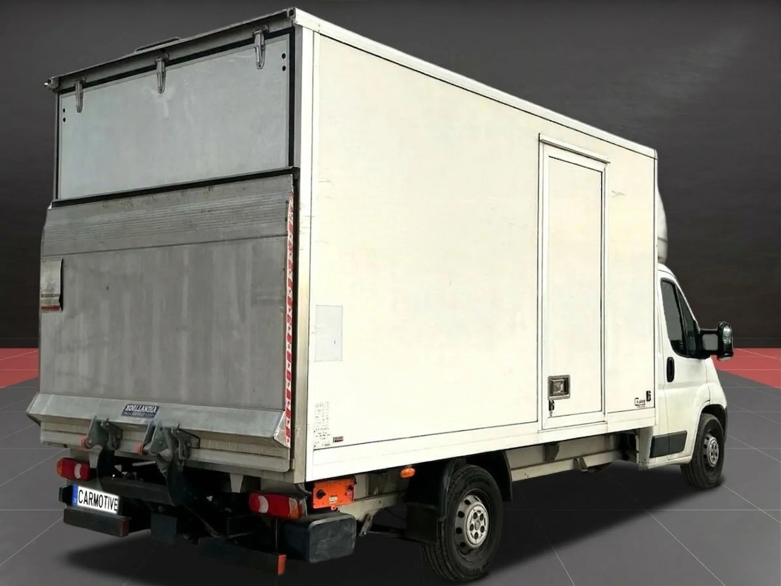 Peugeot Boxer Carrozado L4 Con trampilla y Puerta lateral 140CV  - Foto 1