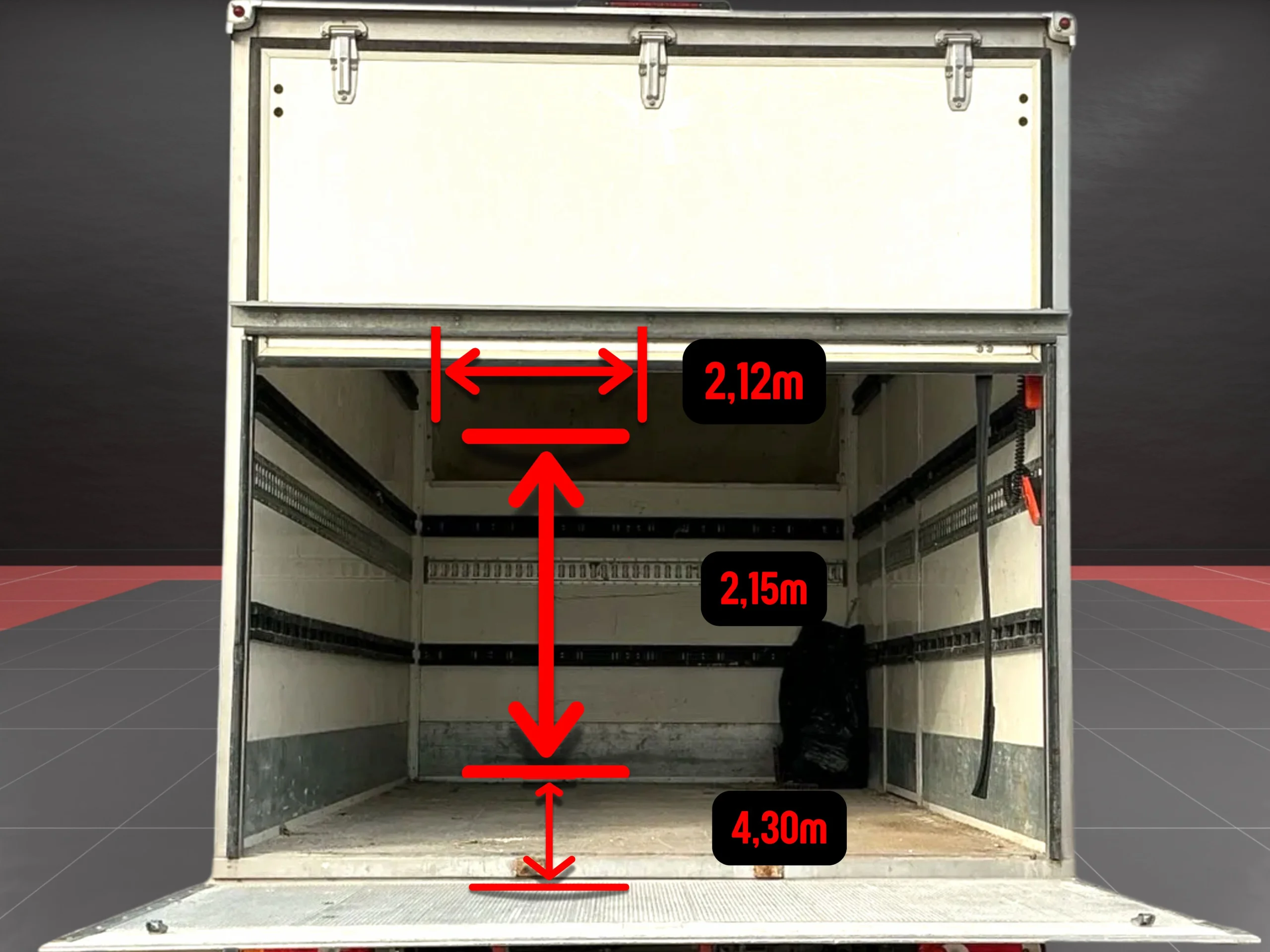 Peugeot Boxer Carrozado L4 Con trampilla y Puerta lateral 140CV  - Foto 6