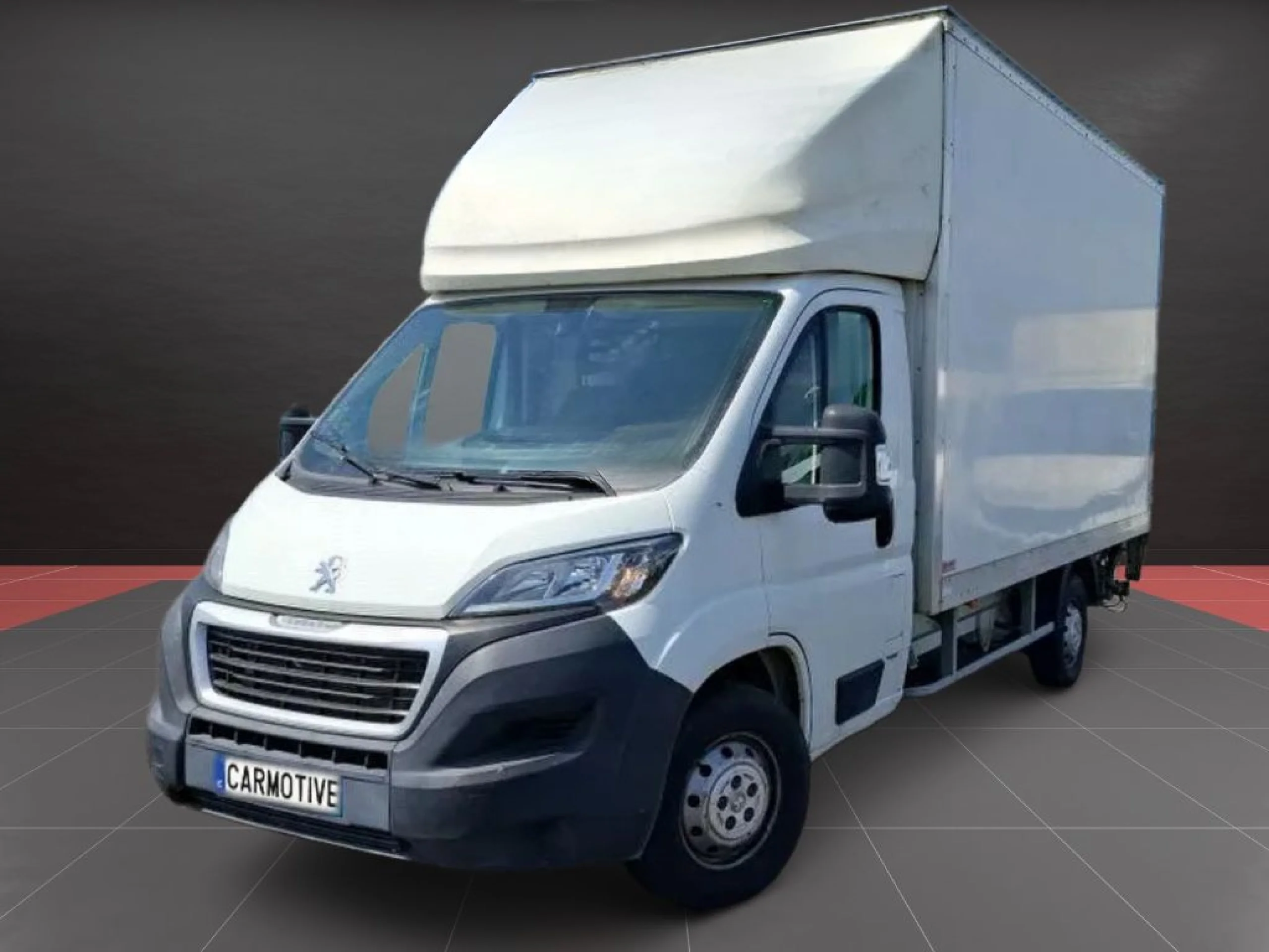 Peugeot Boxer Carrozado L4 Con trampilla y Puerta lateral 130CV  - Foto 4