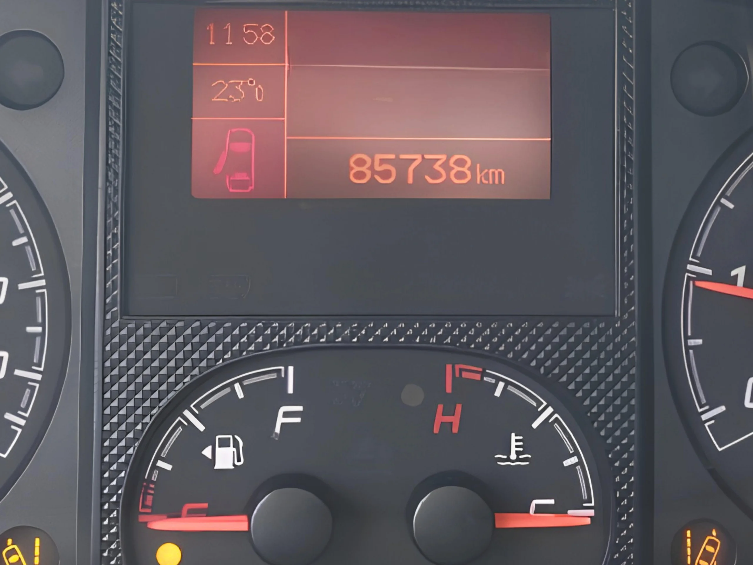 Peugeot Boxer  L4H3 Asphalt 140CV | Panelado y 15,9m³ - Foto 8