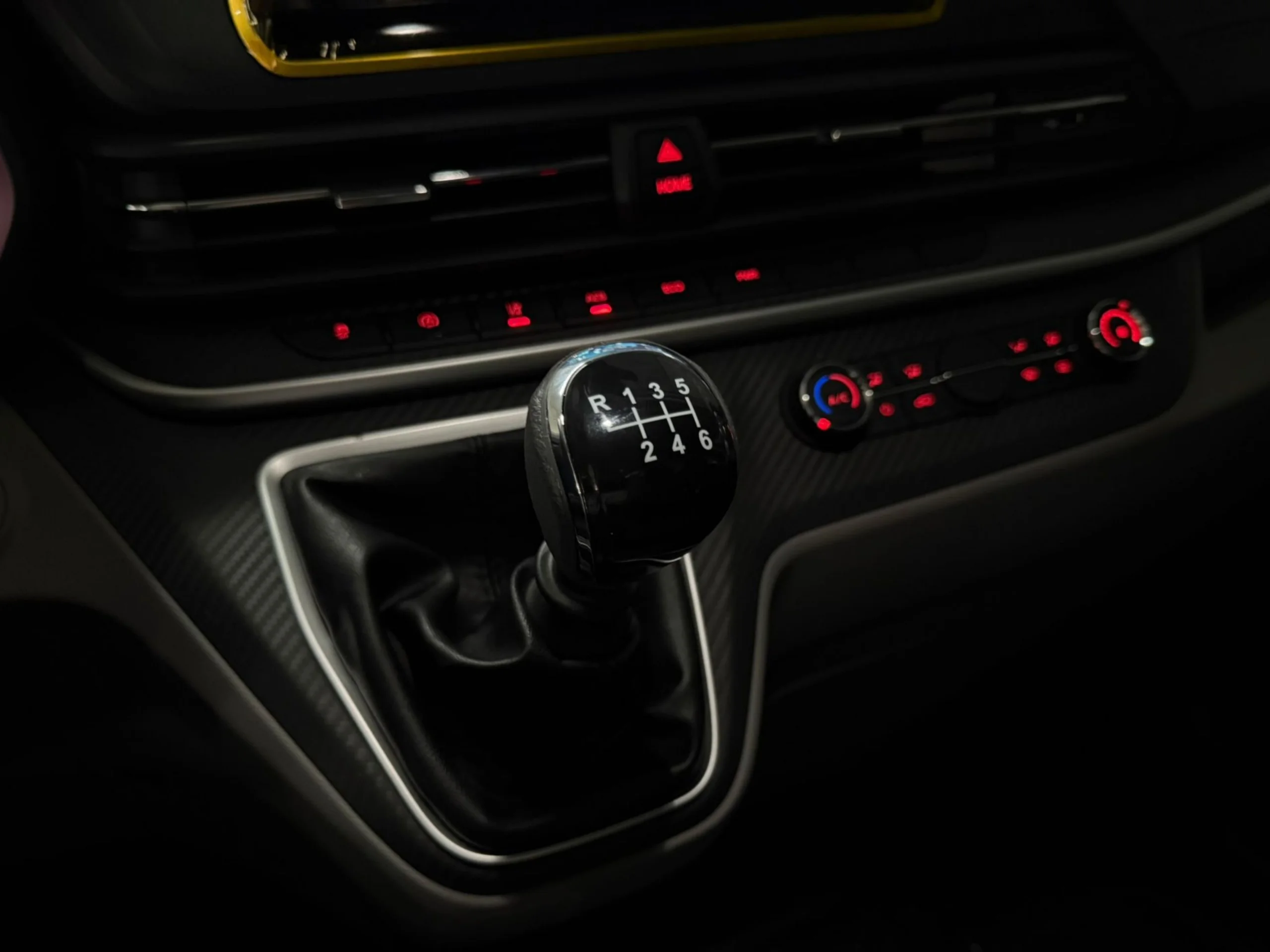 Maxus Deliver 9 L3H2 2.0D 148CV COMFORT  - Foto 11