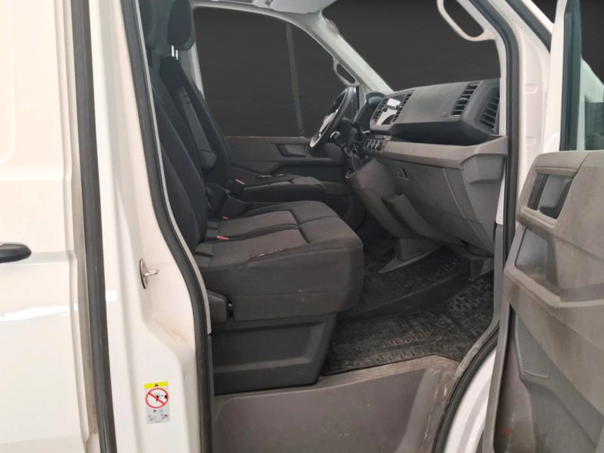 Volkswagen Crafter Furgón 35 L3H3 | 4Motion | Gran Volumen | Techo Alto | Desde 447€/mes - Foto 9