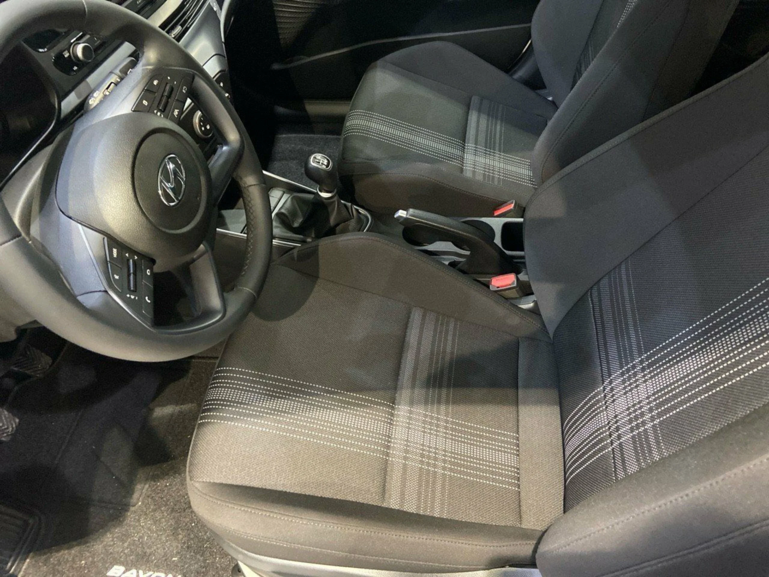 Hyundai Bayon Essence 84CV - Foto 8