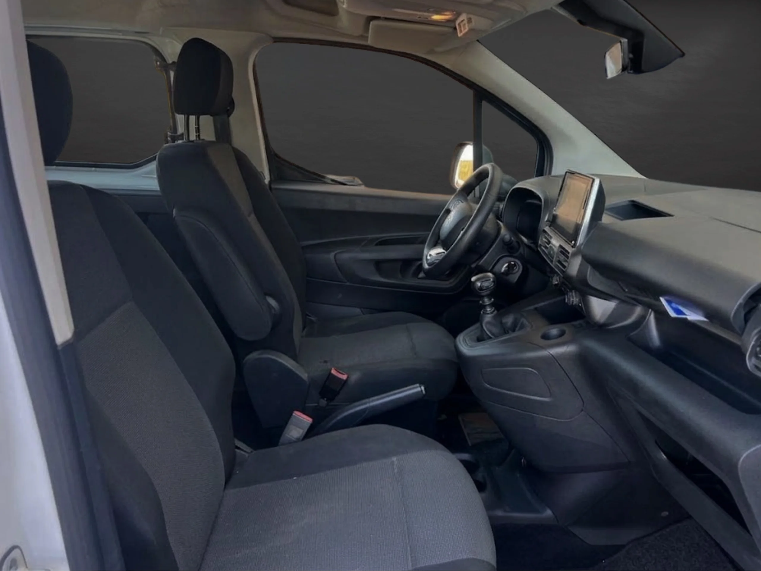 Citroen Berlingo Talla M Combi 5 Plazas S&S (2023) | Desde 261€/mes  - Foto 9
