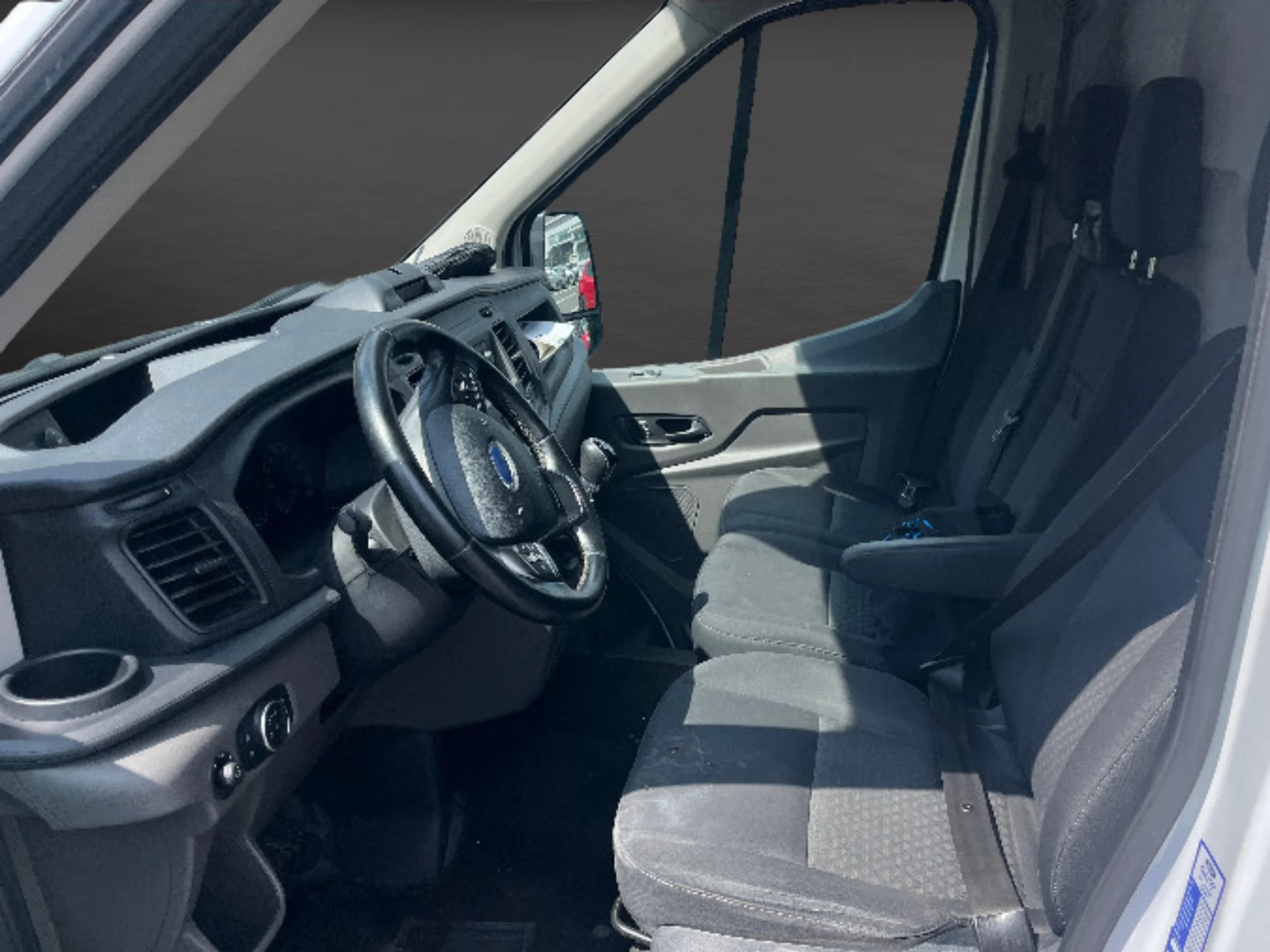 Ford Transit L2H2 130CV MHEV (2022) – Furgón Diésel con Etiqueta ECO para Reparto Nacional - Foto 8