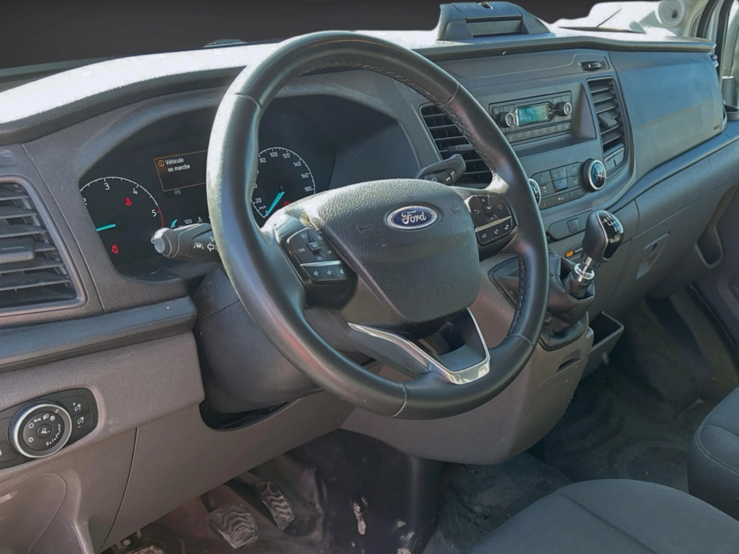 Ford Transit L2H2 130CV MHEV (2022) – Furgón Diésel con Etiqueta ECO para Reparto Nacional - Foto 9