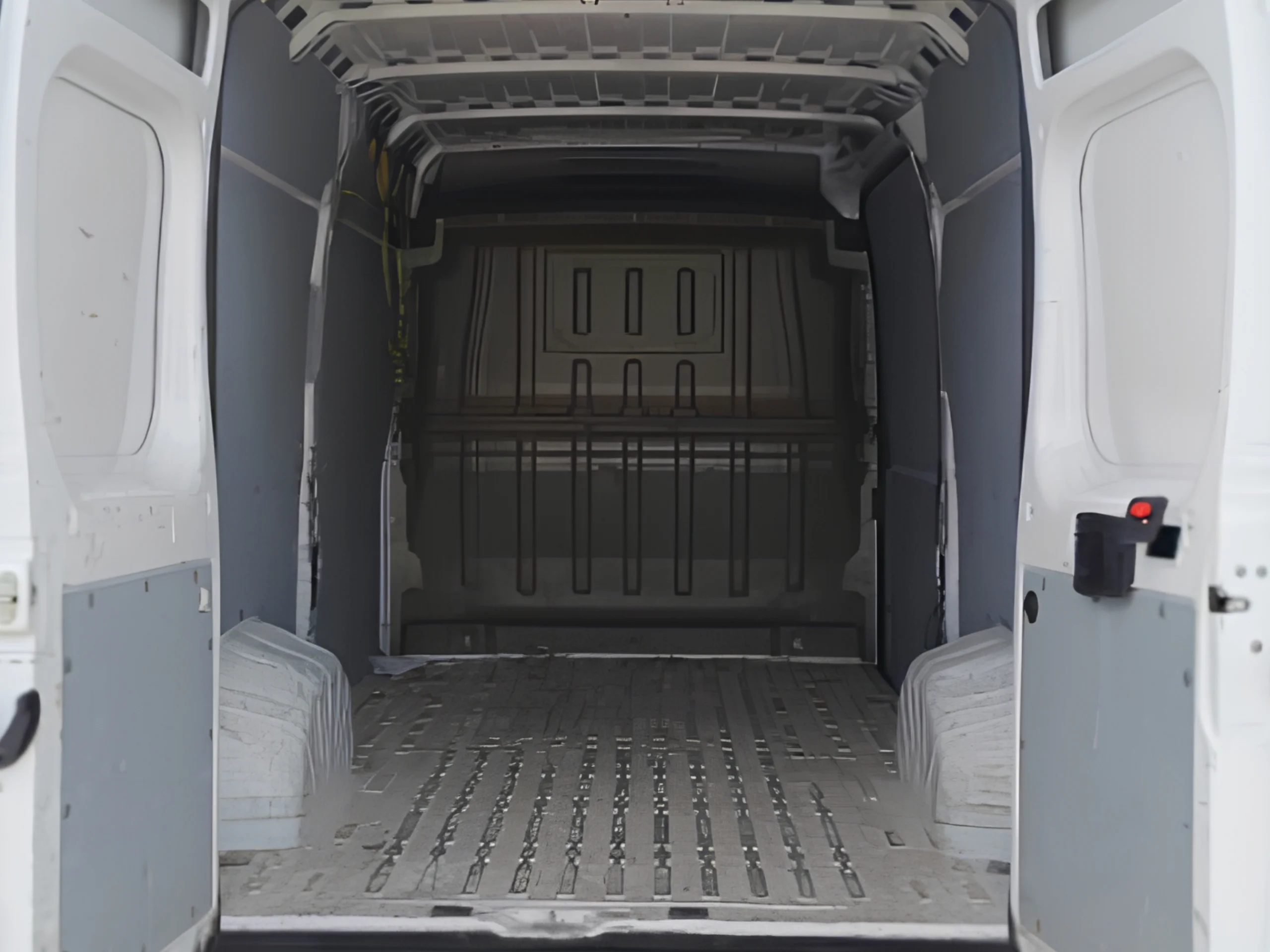 Peugeot Boxer L2H2 140CV (2024) | Reestreno | Desde 402€/mes - Foto 8