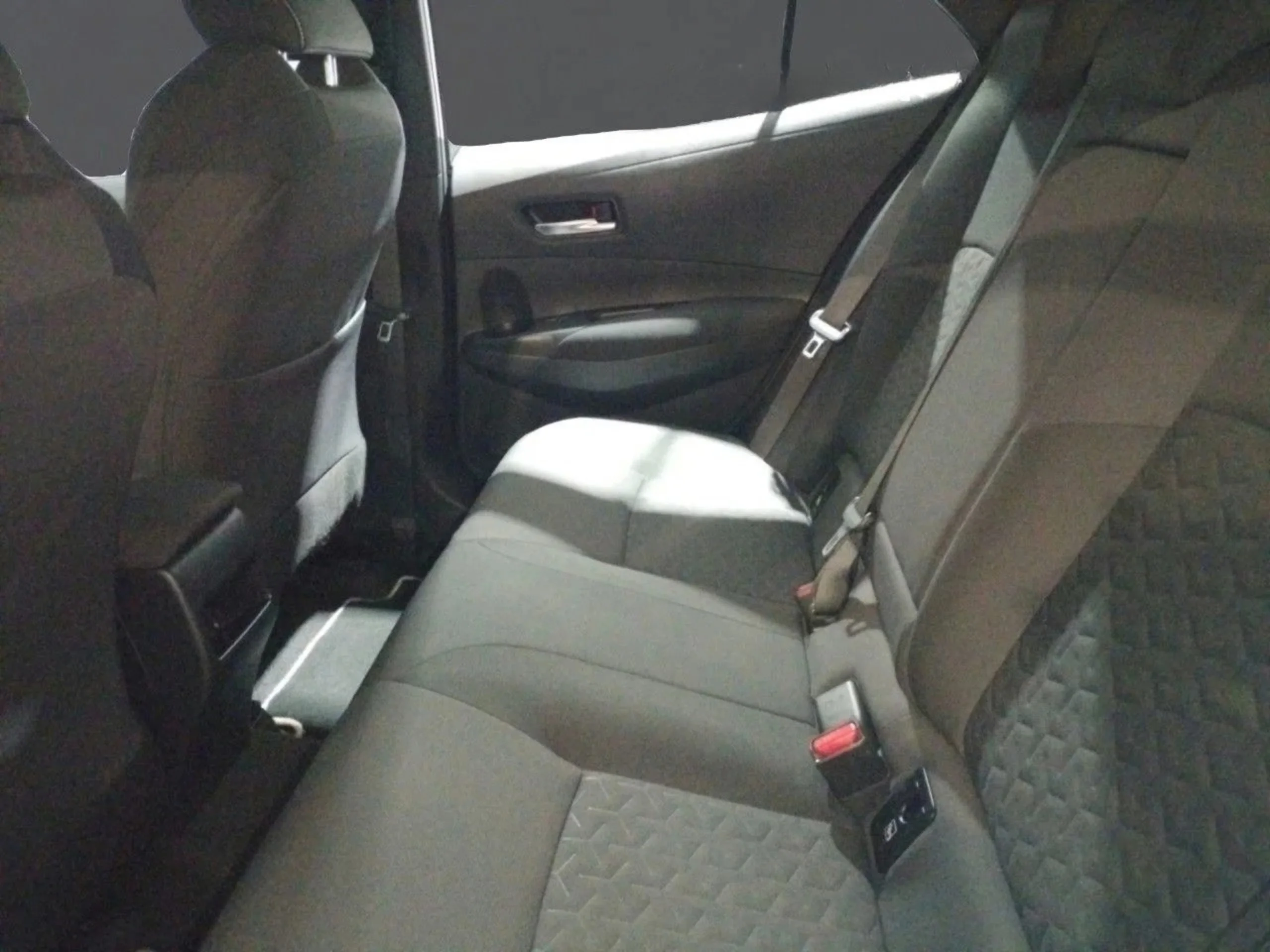 Toyota Corolla 1.8 125H BUSINESS E-CVT | Desde 336€/mes - Foto 10
