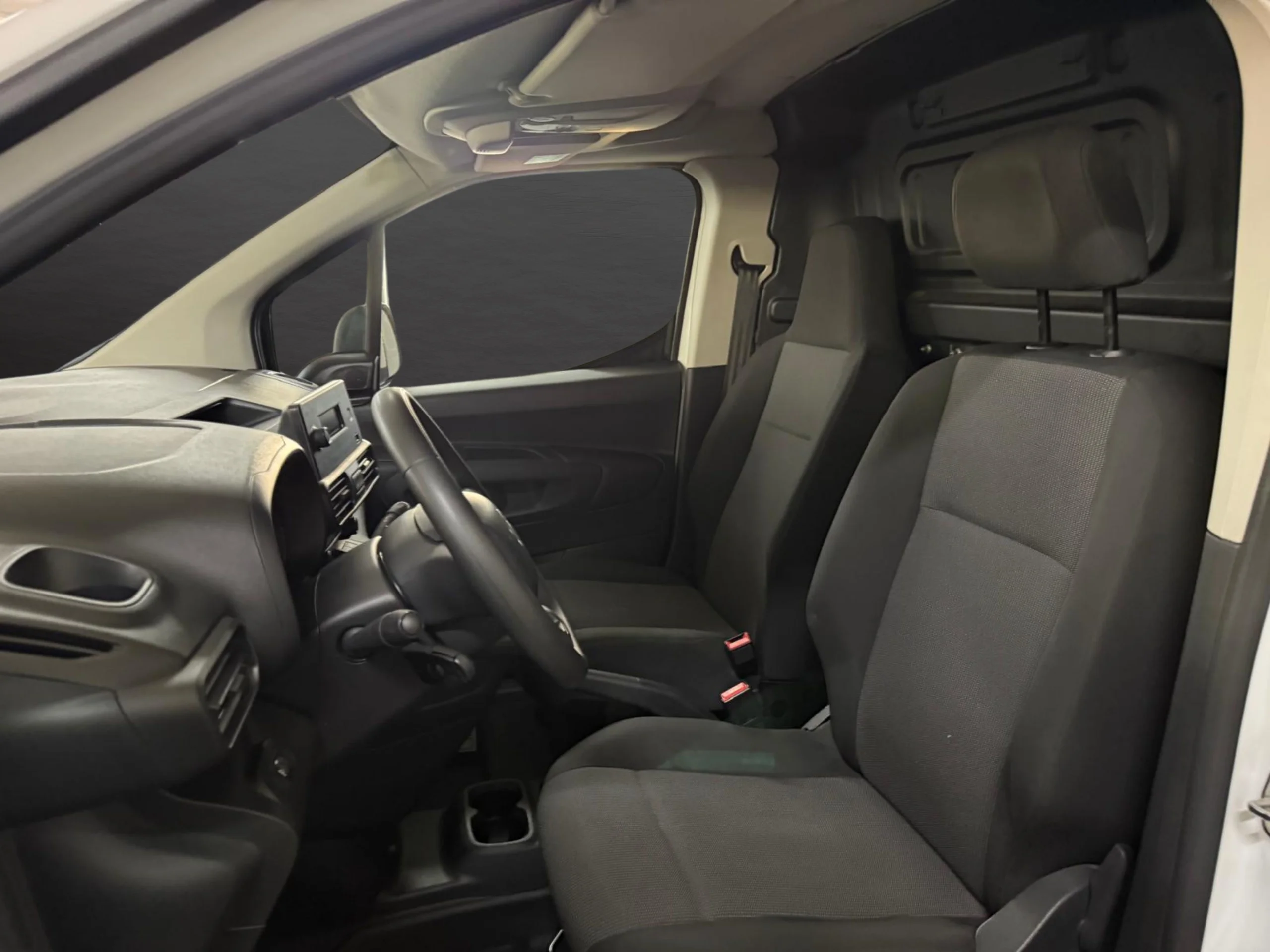 Citroen Berlingo Furgón Talla M 102 CV - Foto 13