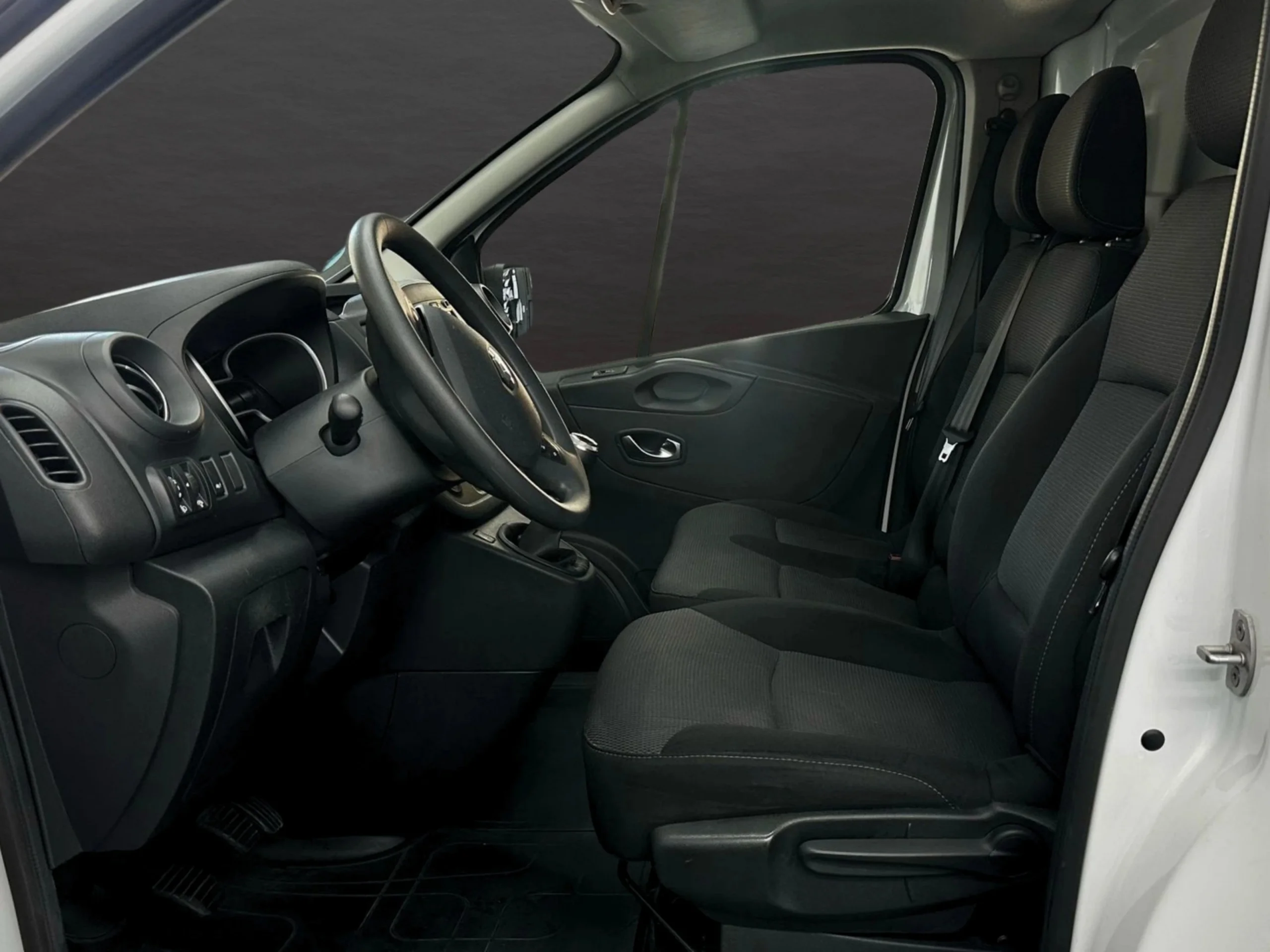 Renault Trafic L2H1 | Baca y Panelado | Desde 329€/mes  - Foto 10