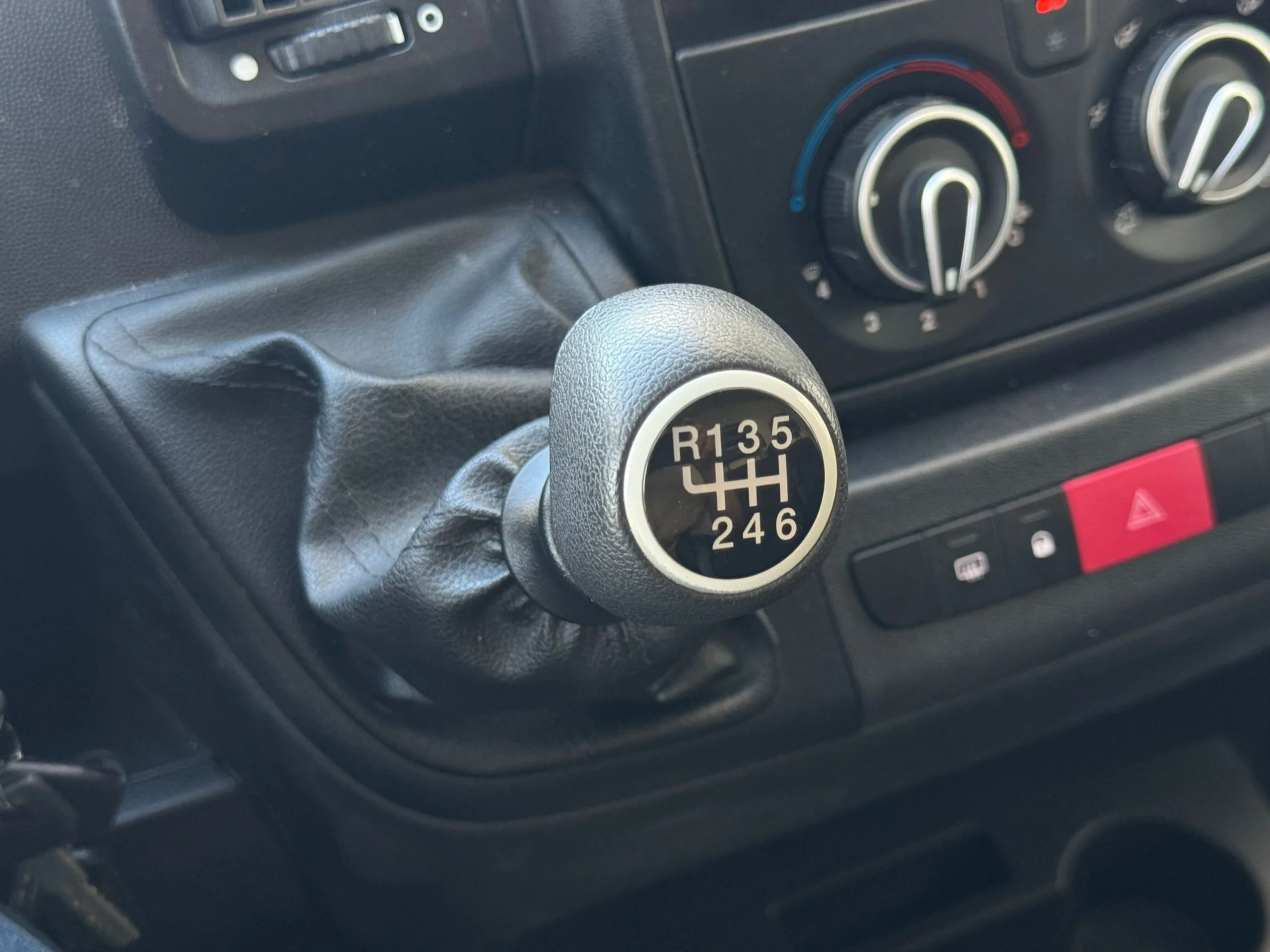 Peugeot Boxer Carrozado L4 140 CV - Foto 9