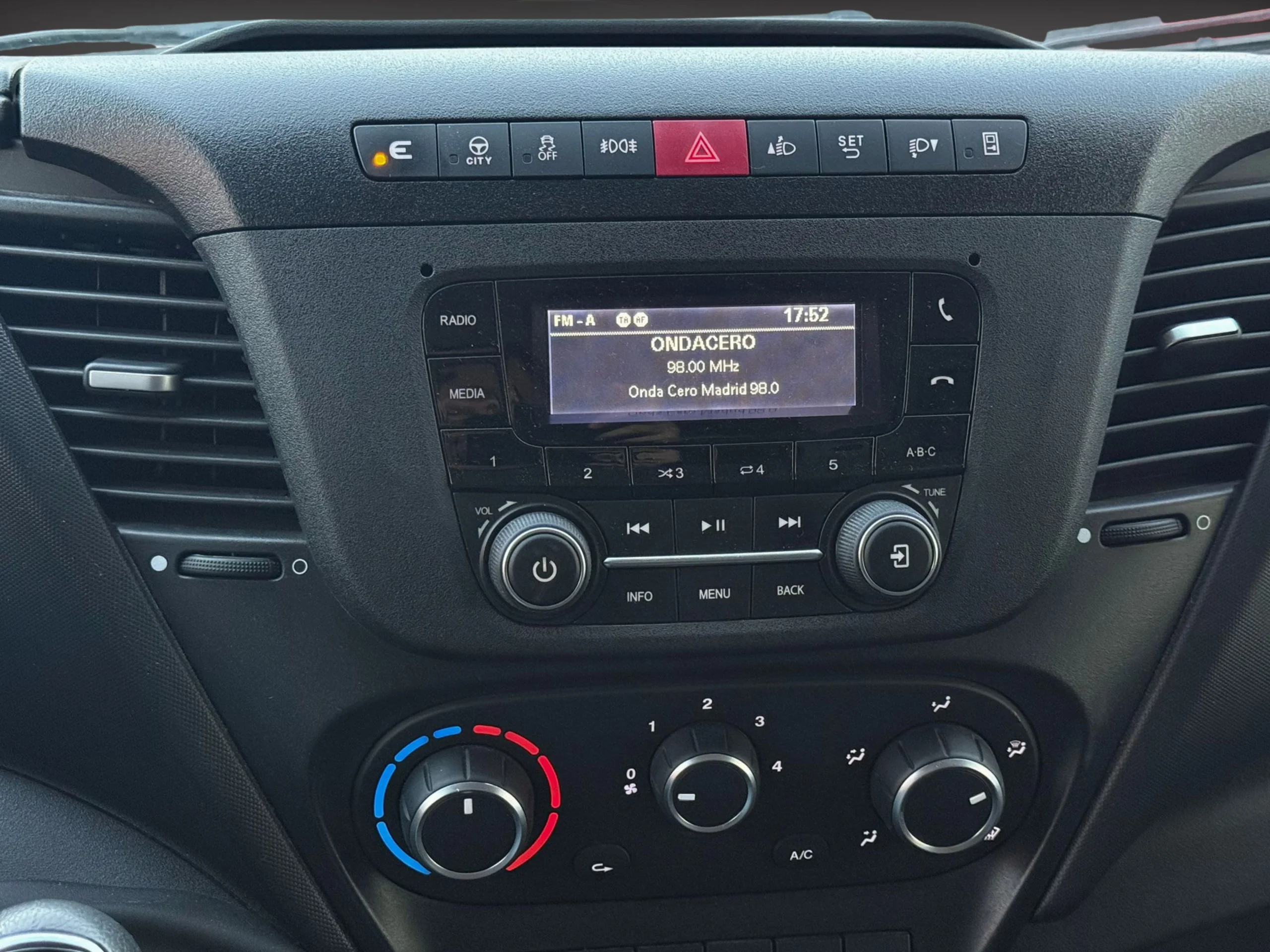 Iveco Daily  L5H2 156CV  - Foto 13