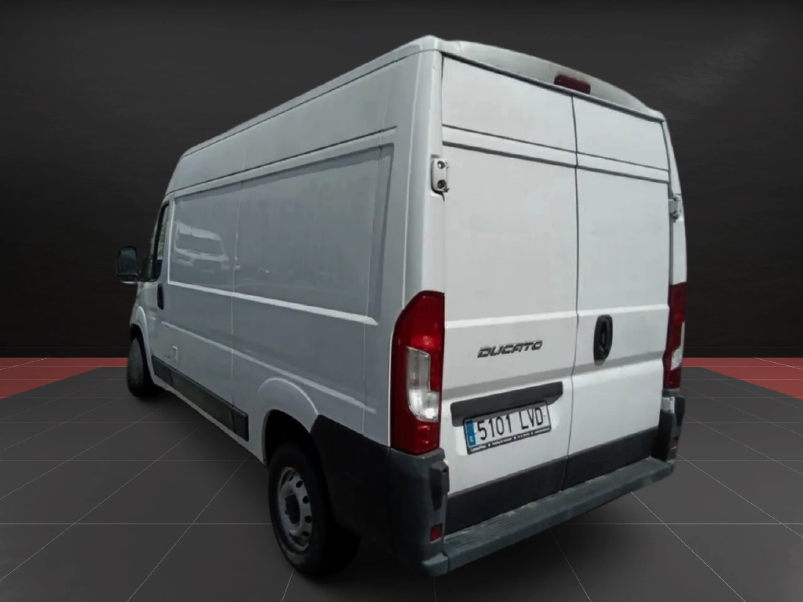 Fiat Ducato Furgón 35 L2H2 GNC (2021) | Ahorro, Etiqueta ECO y Capacidad | Desde 289 € al mes - Foto 7