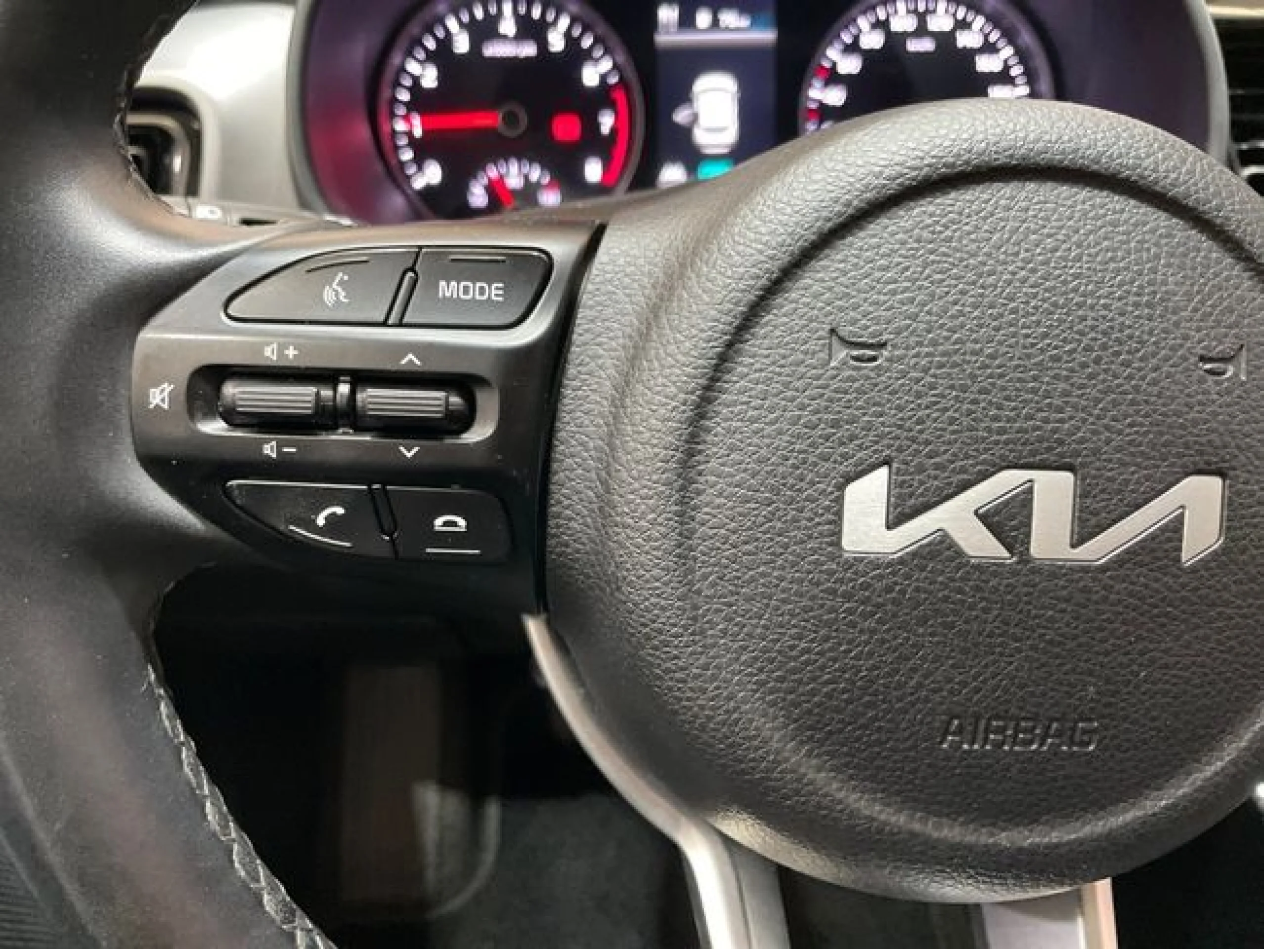 Kia Stonic 1.0 T-GDi 74kW (100CV) MHEV iMT Drive - Foto 9