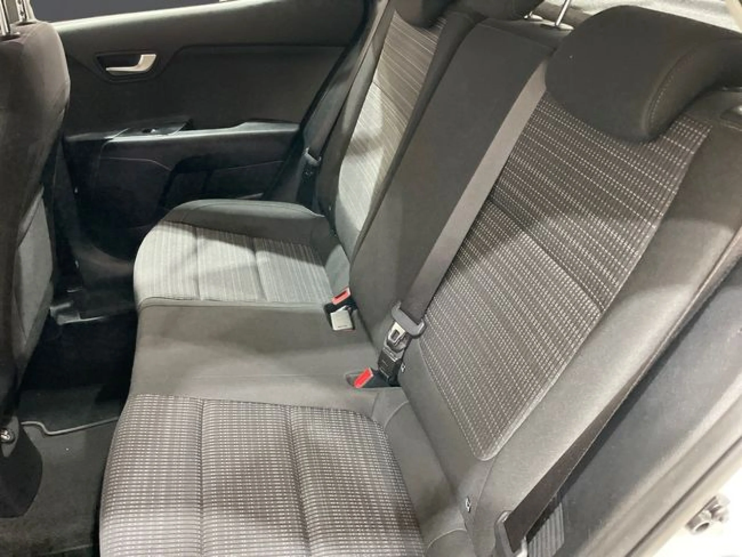 Kia Stonic 1.0 T-GDi 74kW (100CV) MHEV iMT Drive - Foto 8
