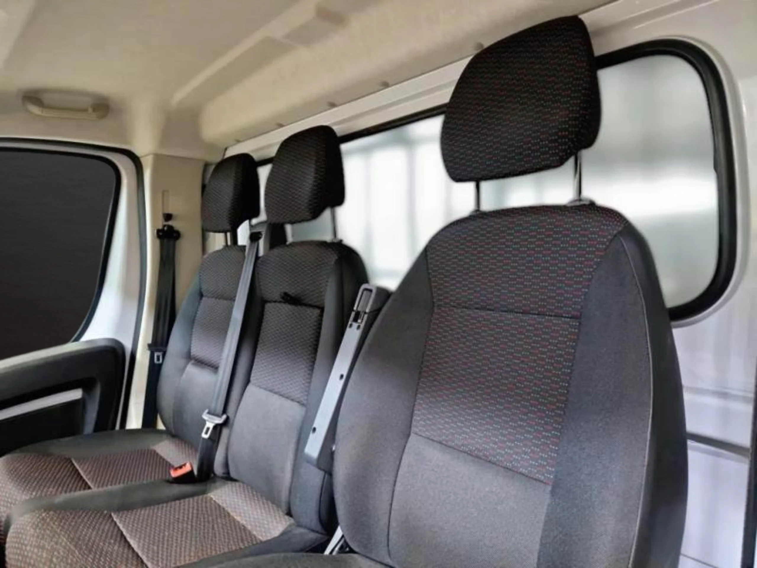 Peugeot Boxer Carrozado L4H3 S&S (2024) | Desde 507€/mes - Foto 11
