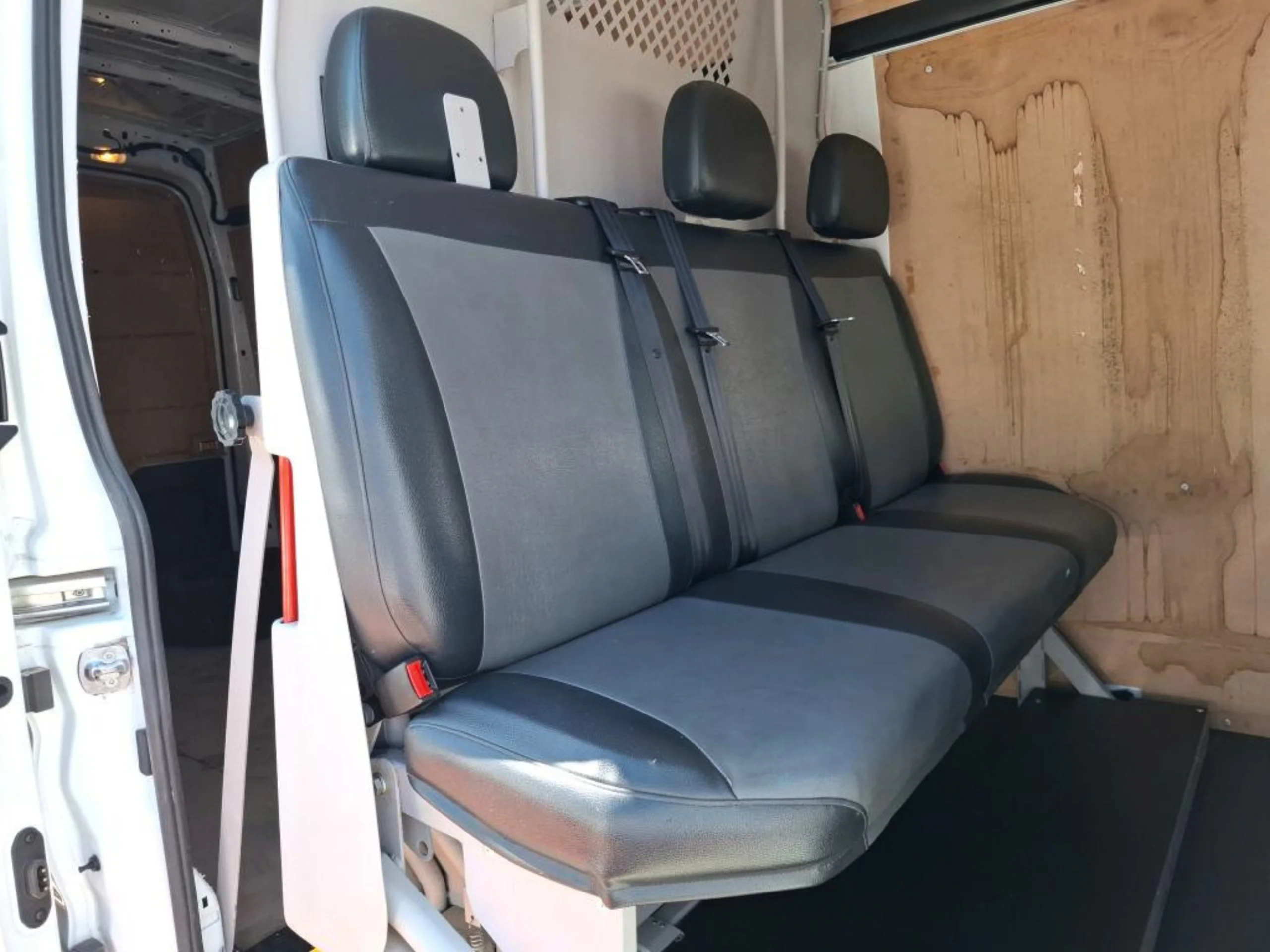 Ford Transit Furgon Mixto L4H3 170CV (2024) – 6 Plazas Retráctiles Gran Volumen Ocasión ¡Desde 450 €/mes!  - Foto 9