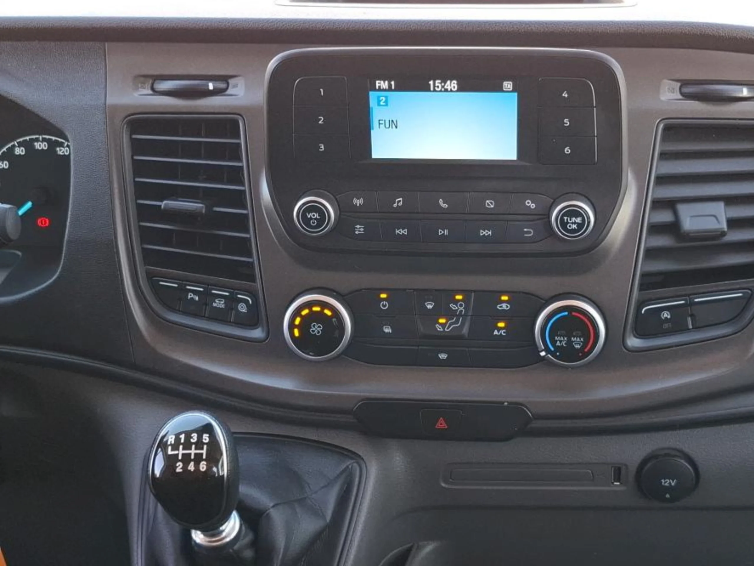 Ford Transit Furgon Mixto L4H3 170CV (2024) – 6 Plazas Retráctiles Gran Volumen Ocasión ¡Desde 450 €/mes!  - Foto 12
