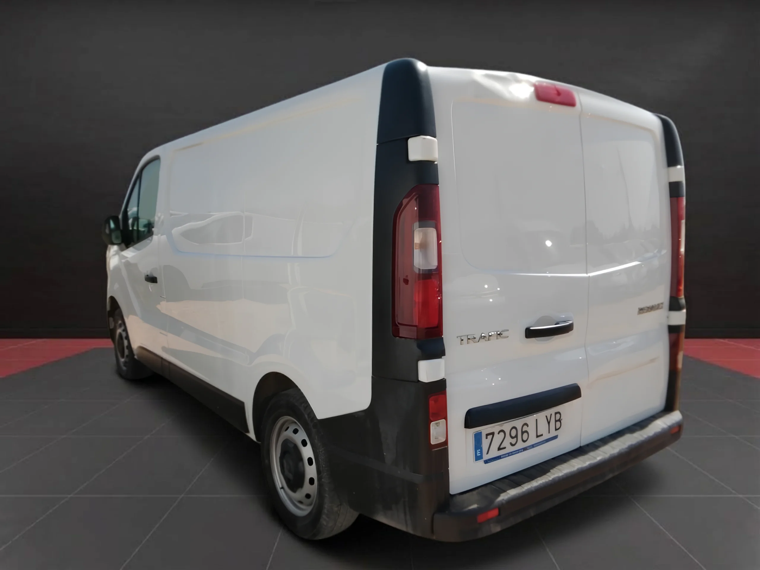 Renault Trafic L1H1 130CV Blue dCi | Desde 344€/mes - Foto 7
