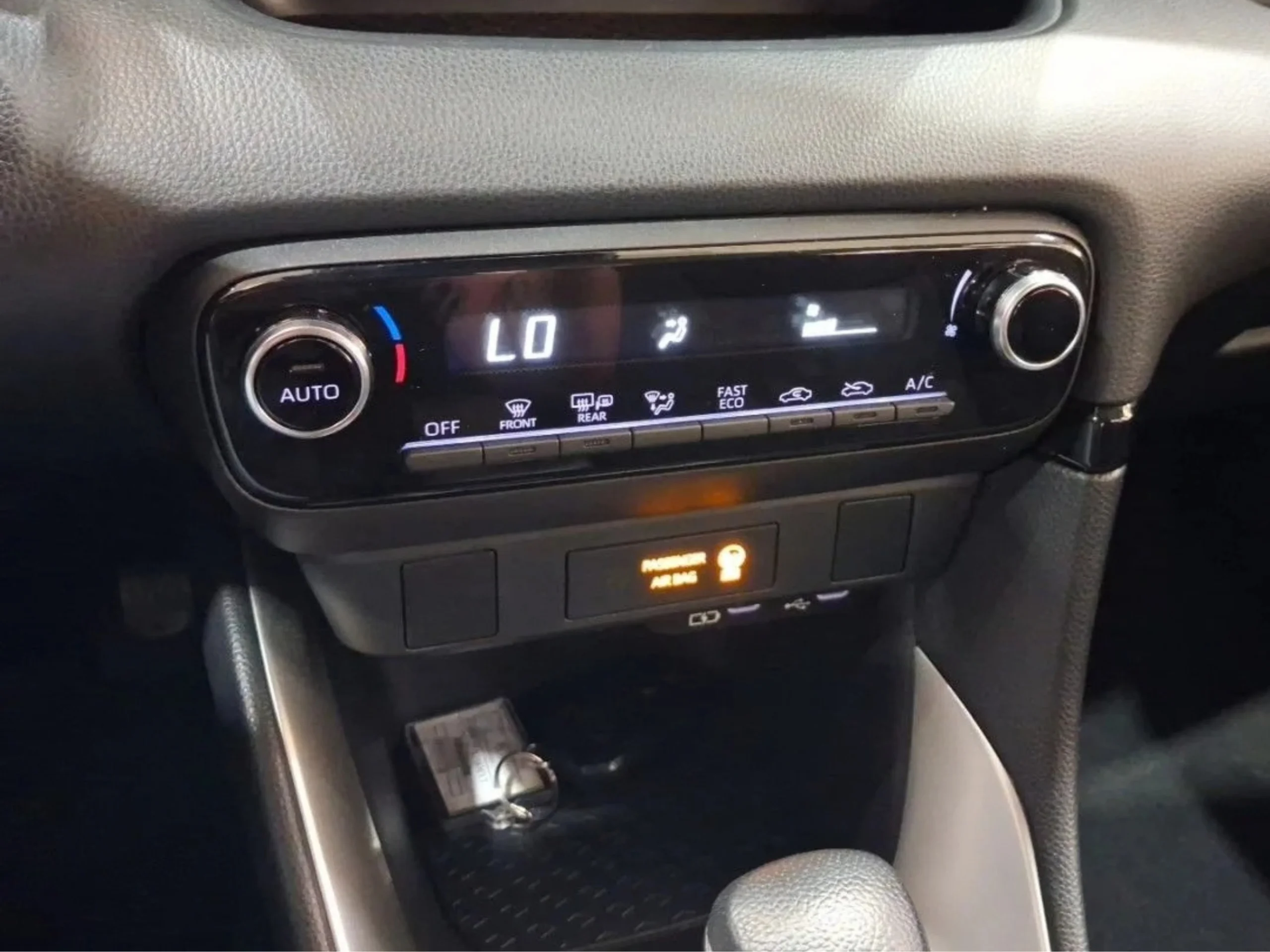 Toyota Yaris 1.5 120H Active Plus Automatico (2025) | Etiqeuta ECO | Desde 321€/mes - Foto 19