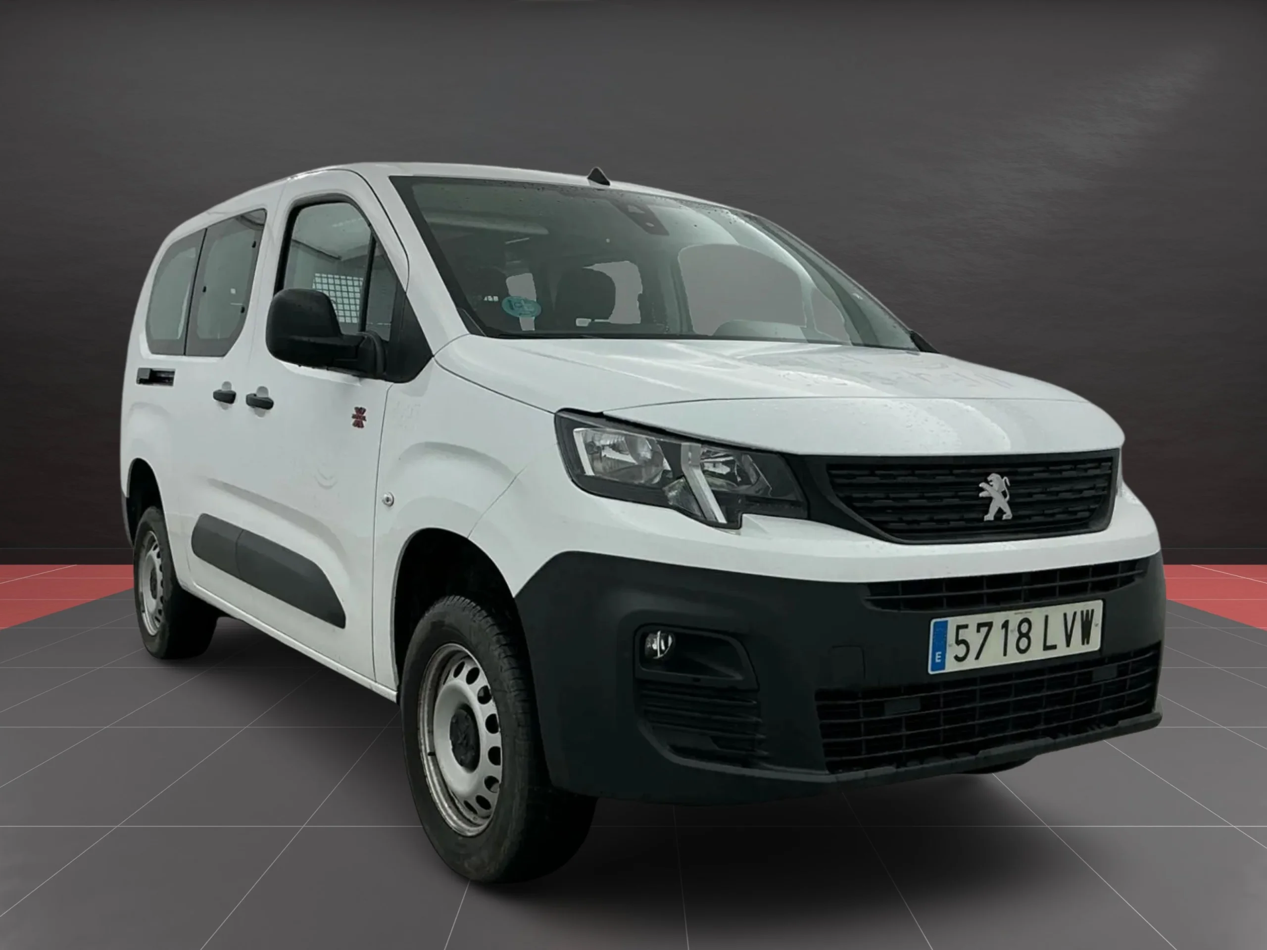 Peugeot Partner Doble cabina L2 Combi 5 plazas 4X4 130CV - Foto 3