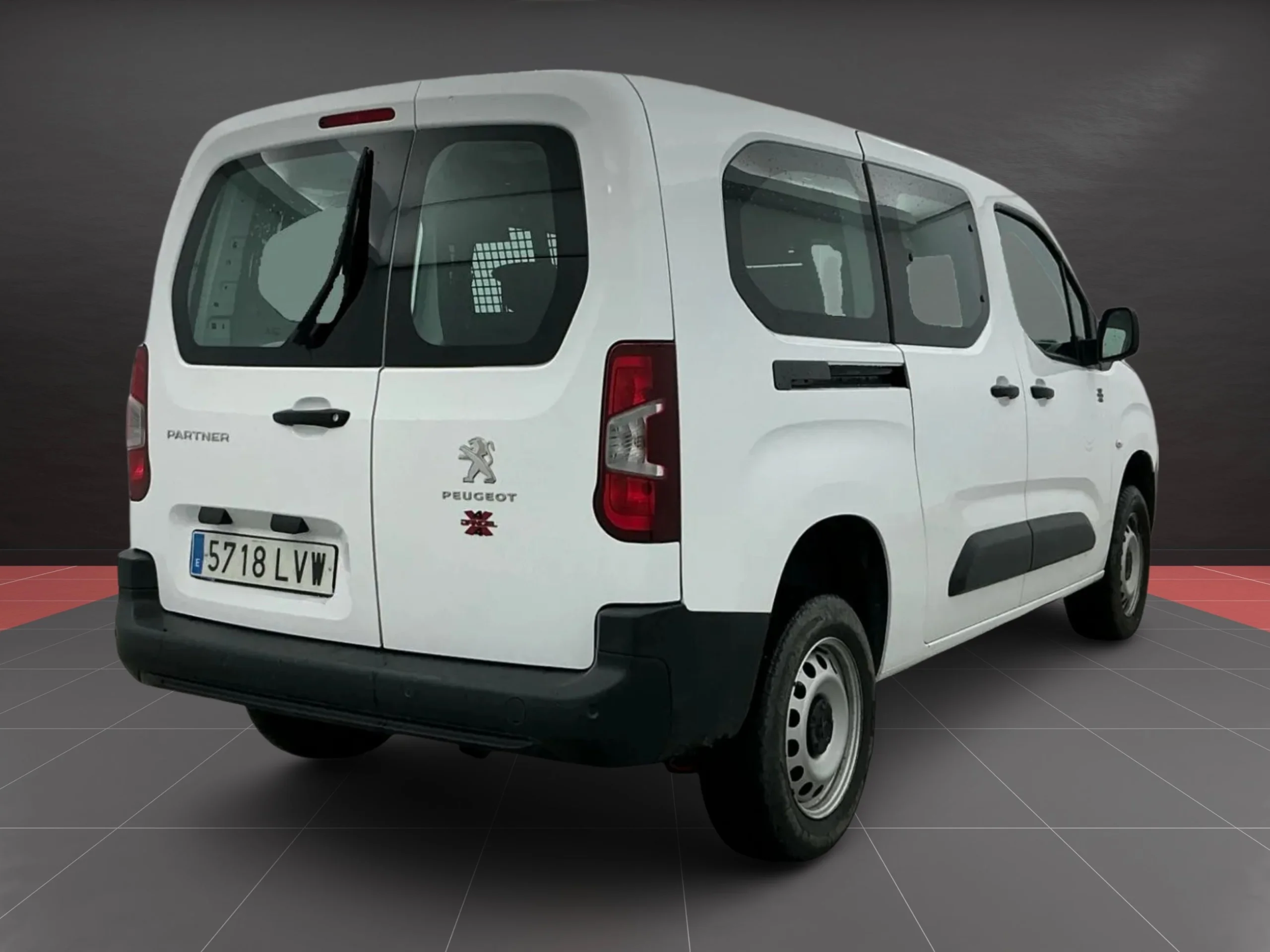 Peugeot Partner Doble cabina L2 Combi 5 plazas 4X4 130CV - Foto 4