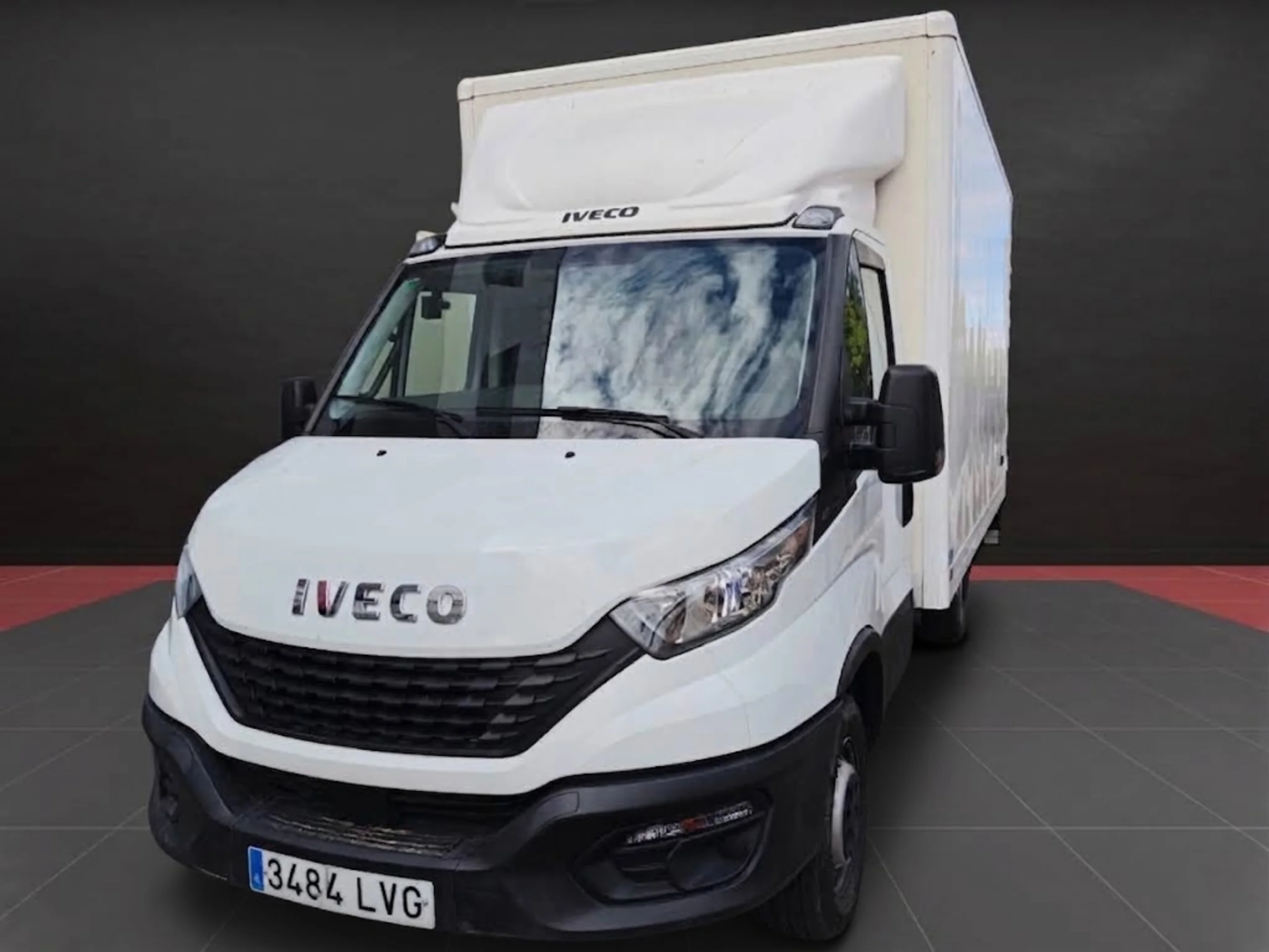 Iveco Daily L4H3 Carrozado con Trampilla | Desde 553€/mes - Foto 3