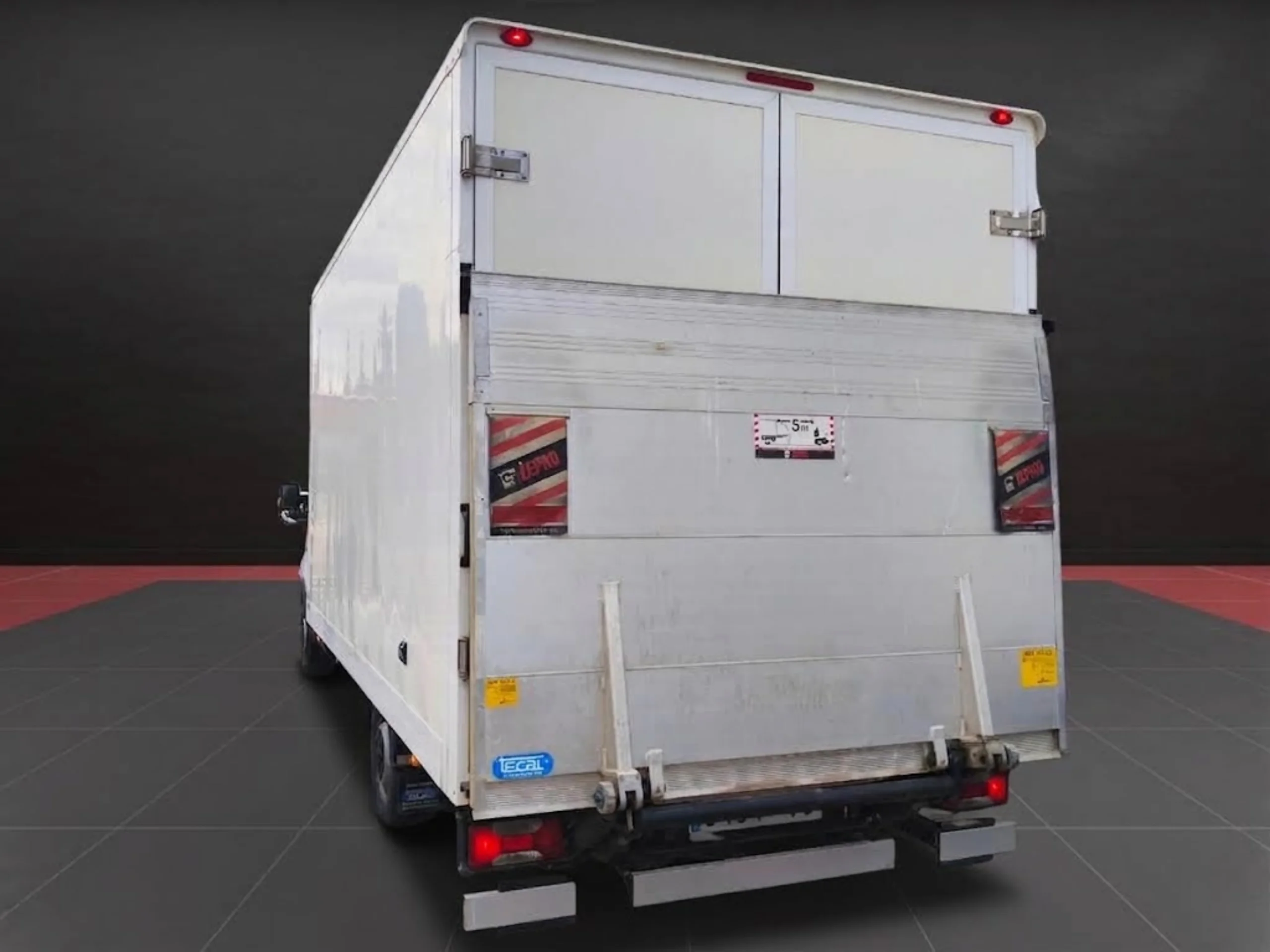 Iveco Daily L4H3 Carrozado con Trampilla | Desde 553€/mes - Foto 7