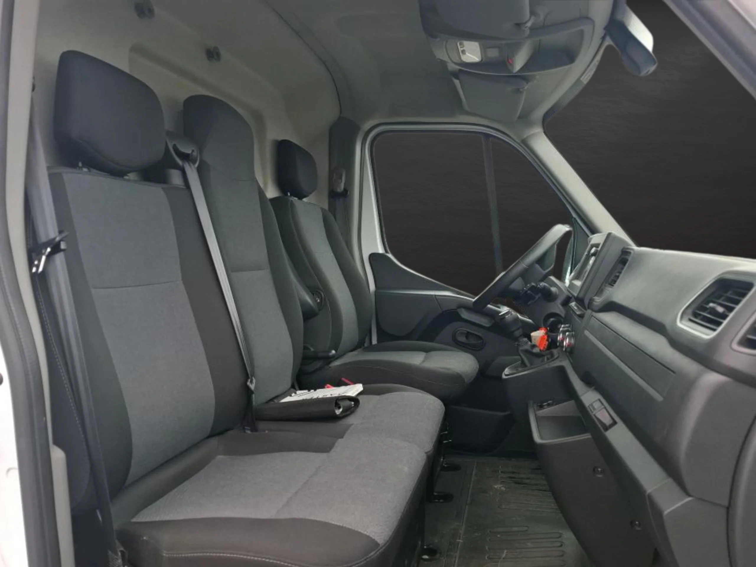 Renault Master L3H3 135 CV - Foto 9