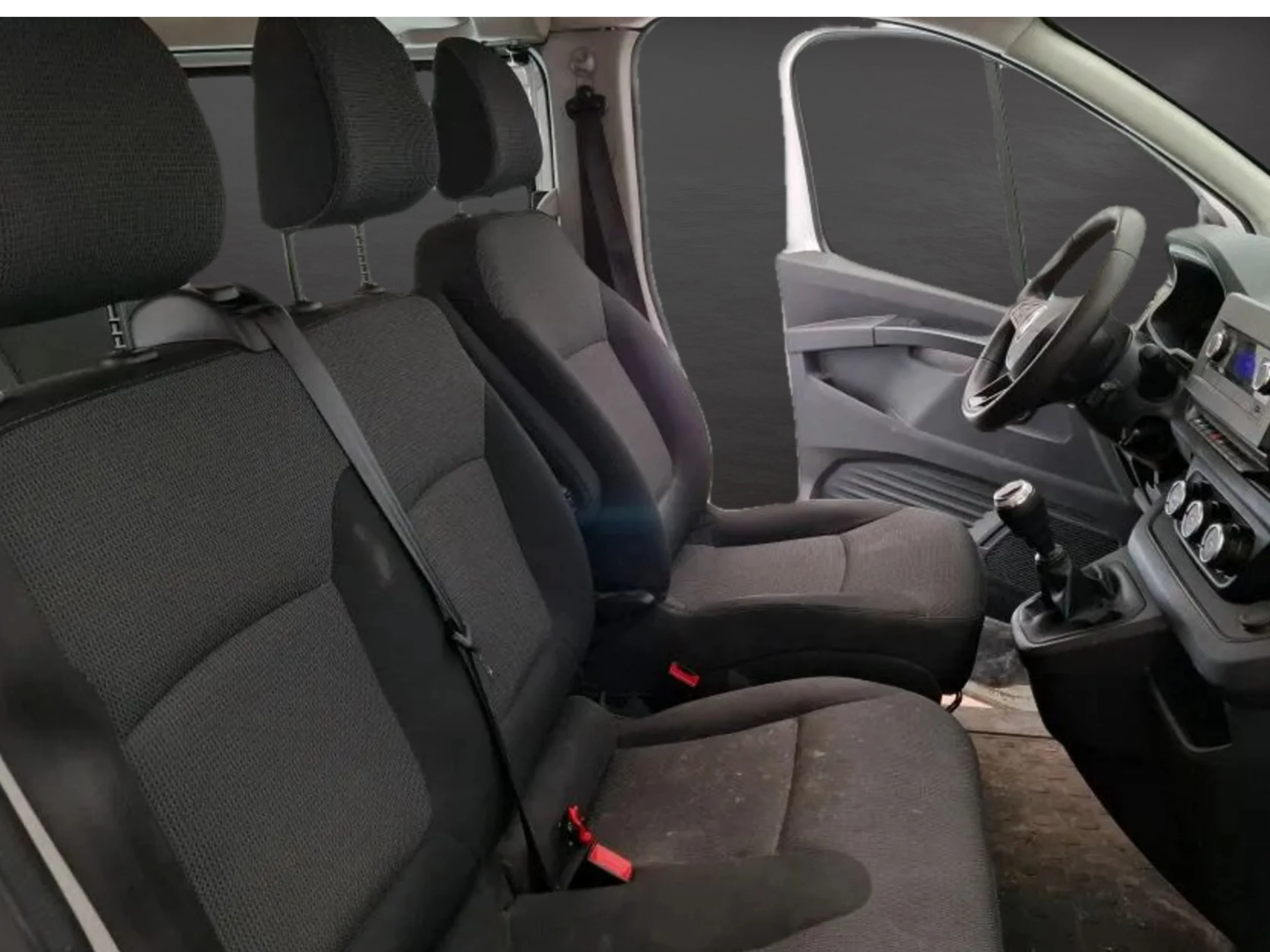 Renault Trafic Doble cabina 6 Plazas con separador de carga LH1 150CV - Foto 9