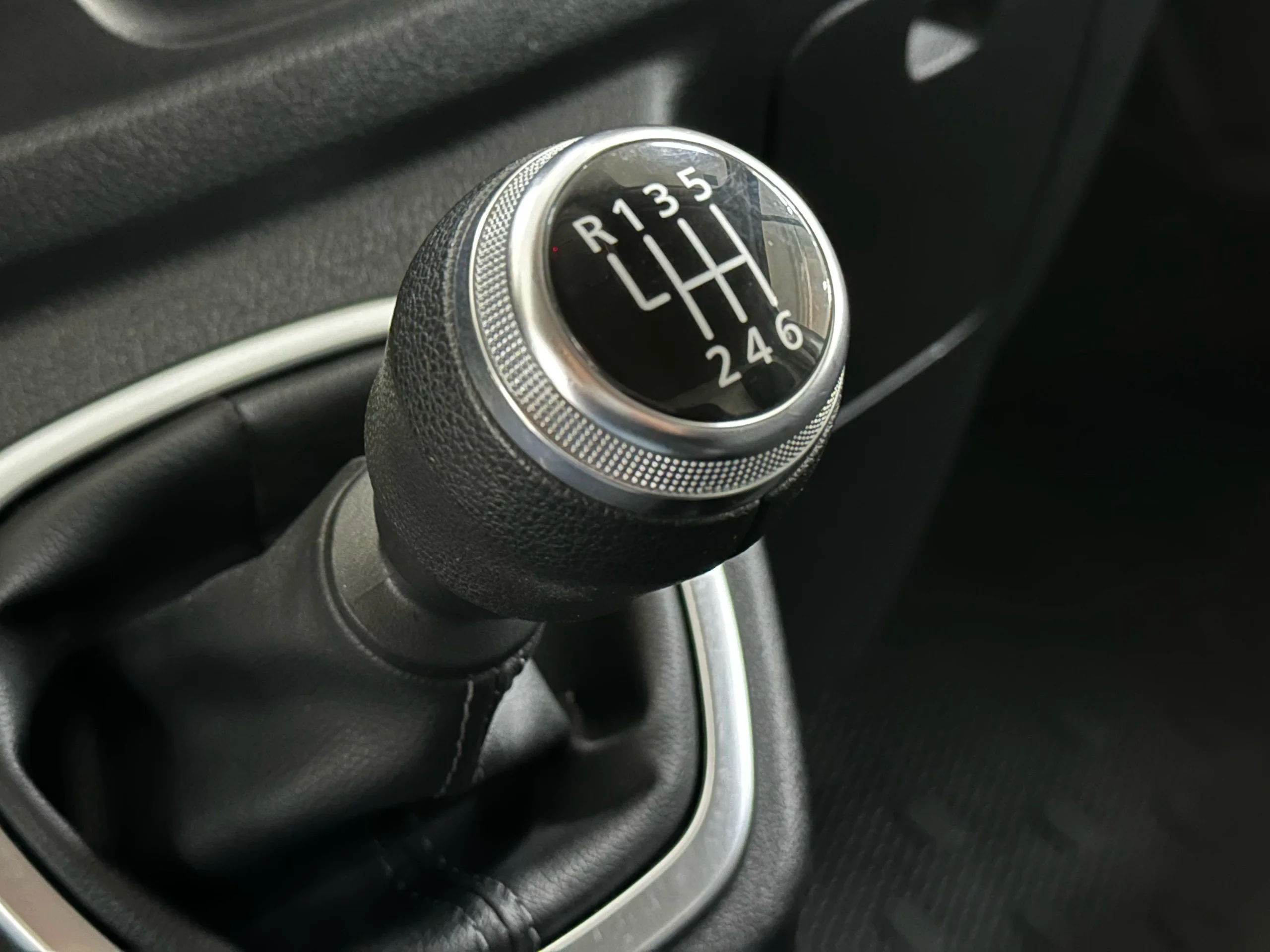 Renault Trafic Doble cabina 6 Plazas con separador de carga LH1 150CV - Foto 12