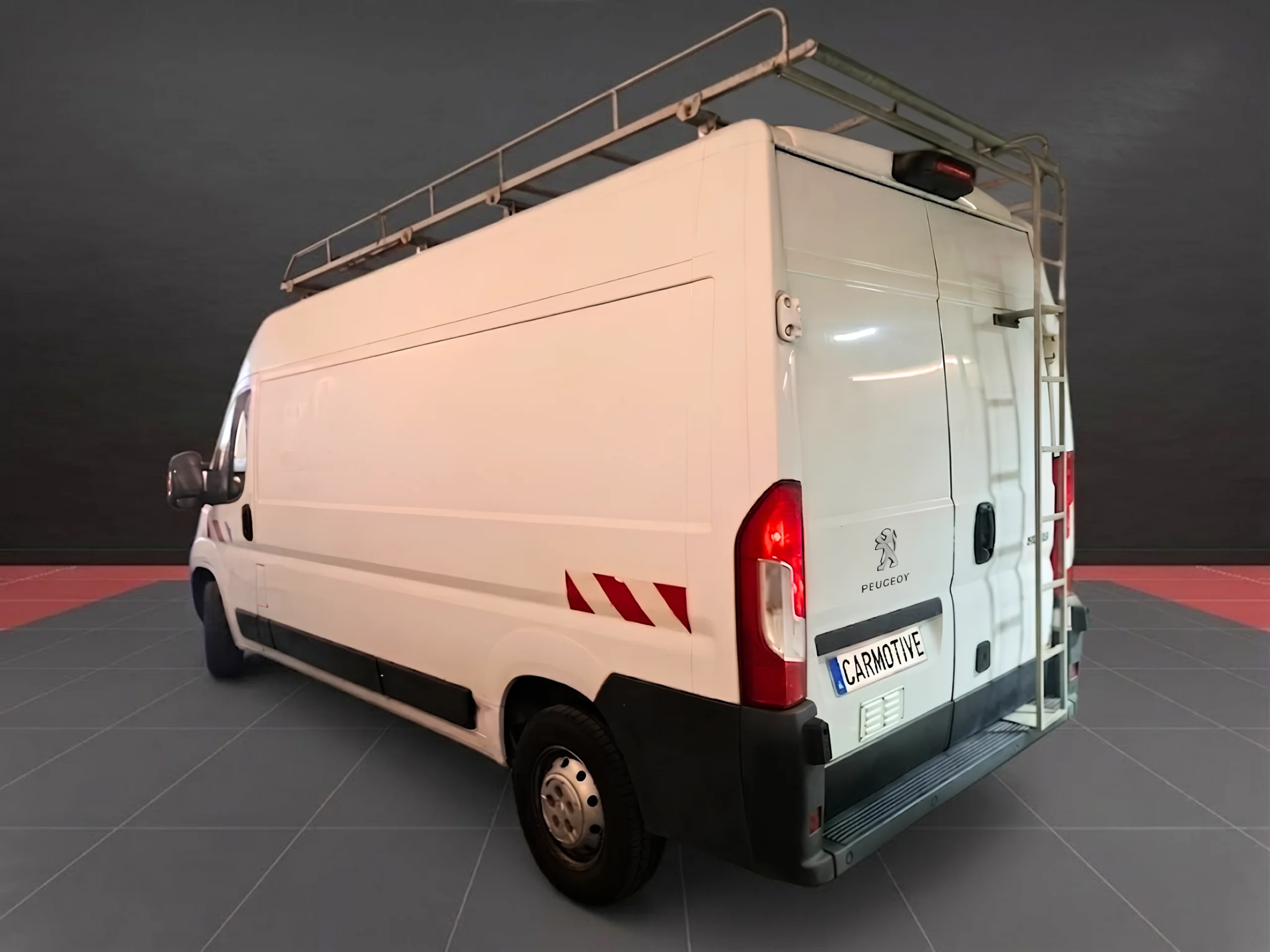 Peugeot Boxer L3H2 Premium 2.2 BlueHDi (2021) | Equipamiento Superior y Capacidad Total | Desde 366 € al mes - Foto 5
