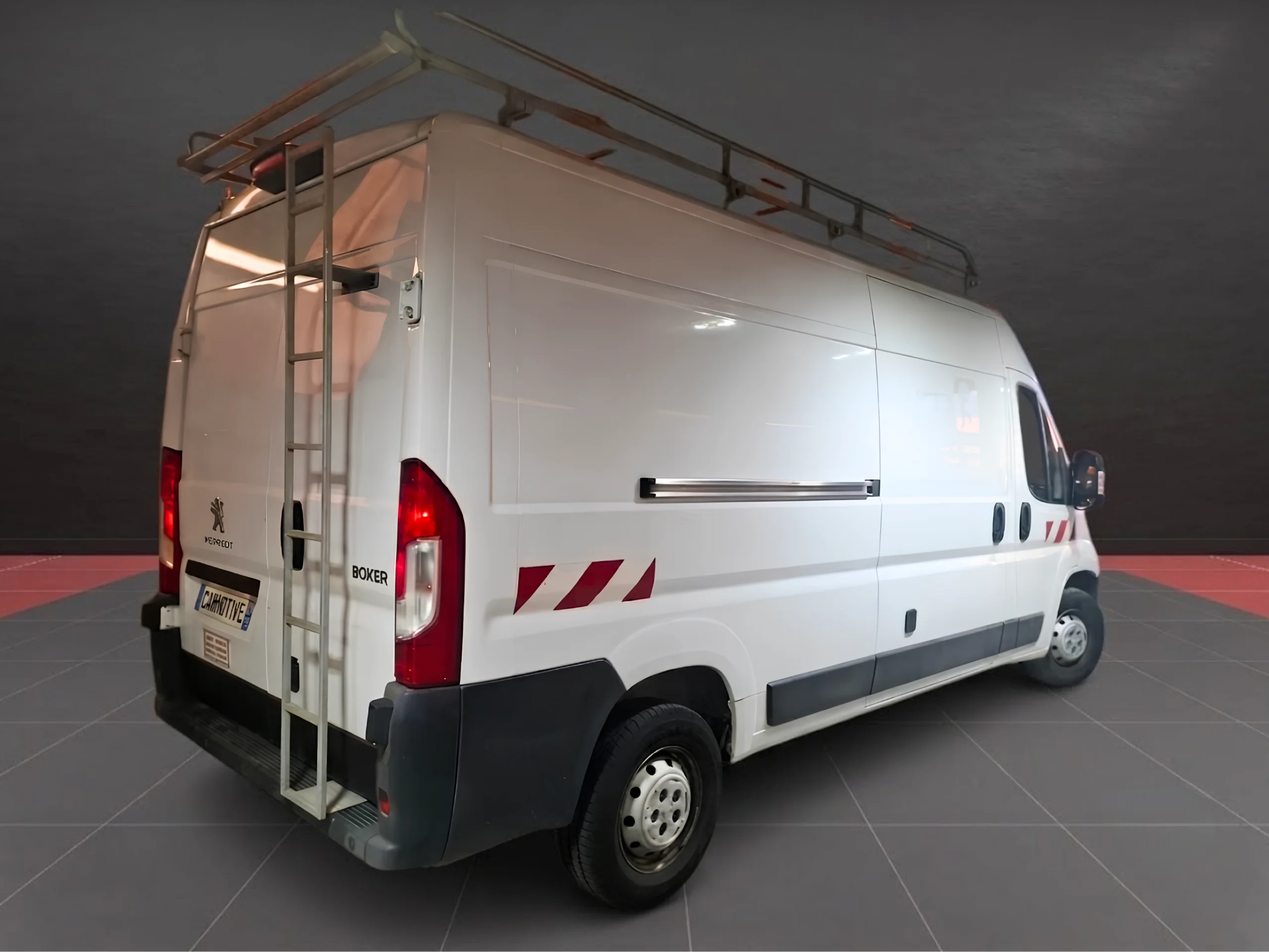 Peugeot Boxer L3H2 Premium 2.2 BlueHDi (2021) | Equipamiento Superior y Capacidad Total | Desde 366 € al mes - Foto 4