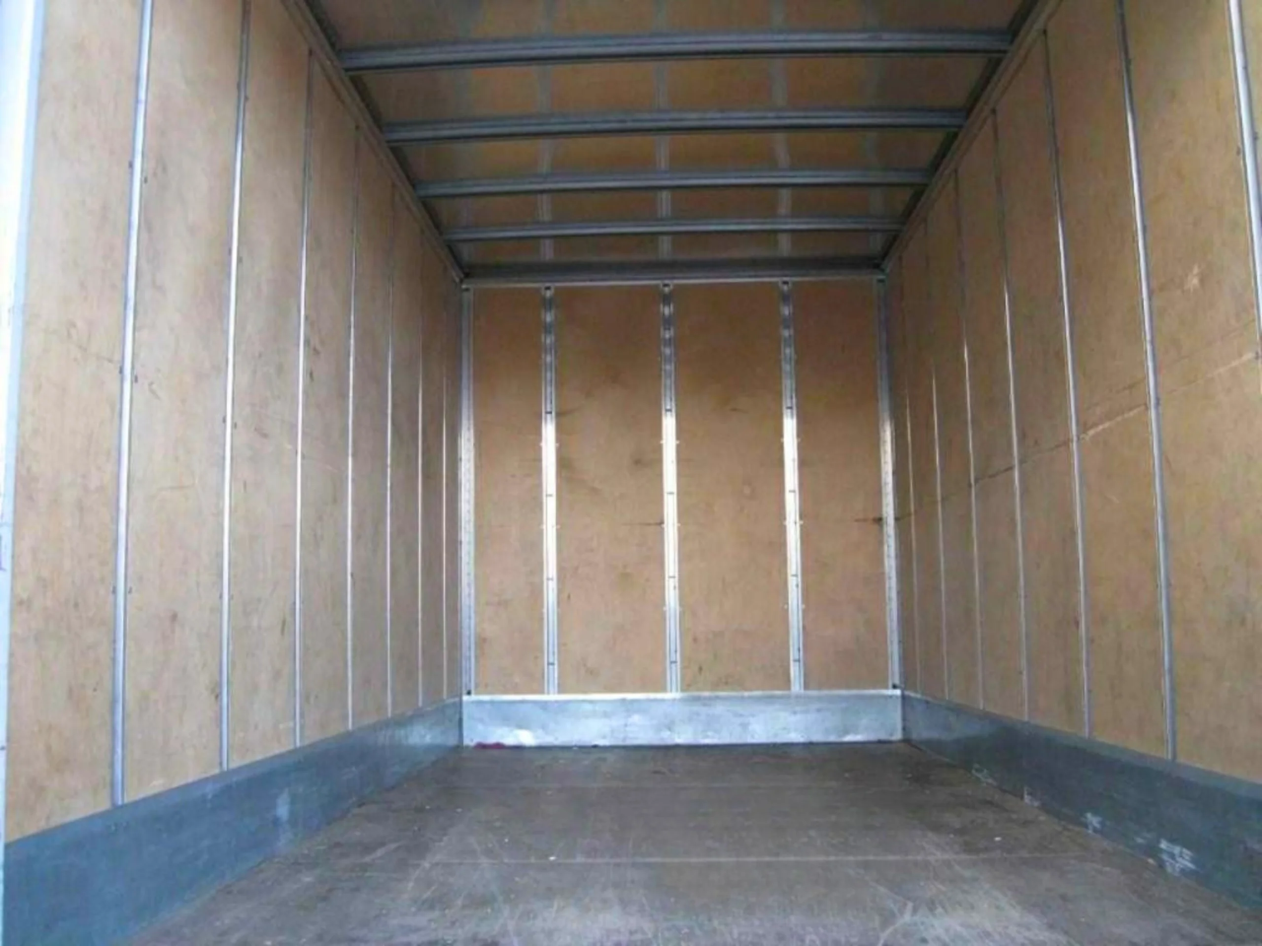 Ford Transit Carrozado L4 doble rueda 170 CV HIBRIDO DIESEL  - Foto 6
