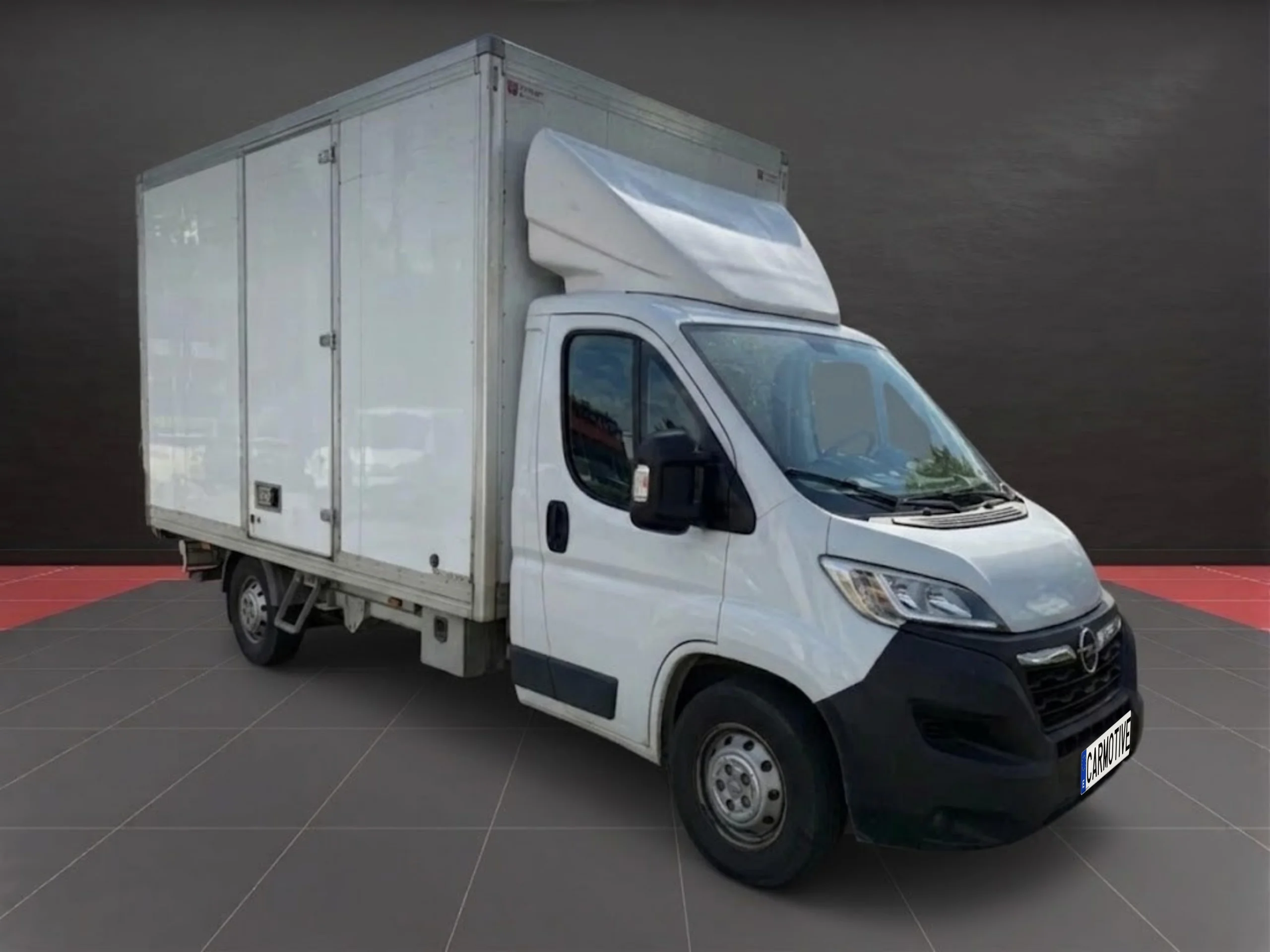 Opel Movano  L4 Carrozado con Trampilla Elevadora y Puerta Lateral (2024) – El Camión 3500kg Seminuevo para Grandes Cargas  - Foto 4