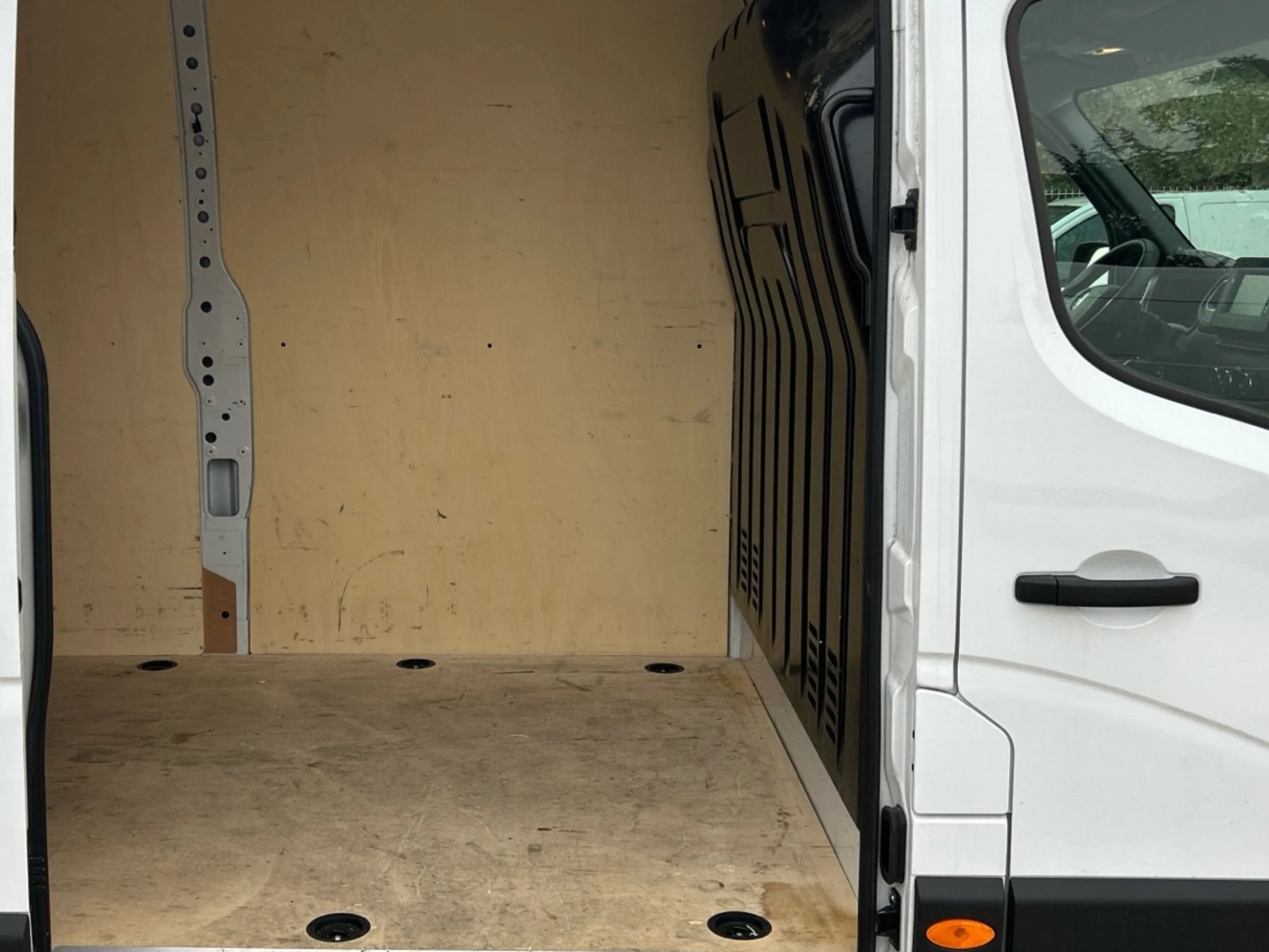 Renault Master Furgón T L3H2 3500 Bl dCi 99kW(135CV)  - Foto 17