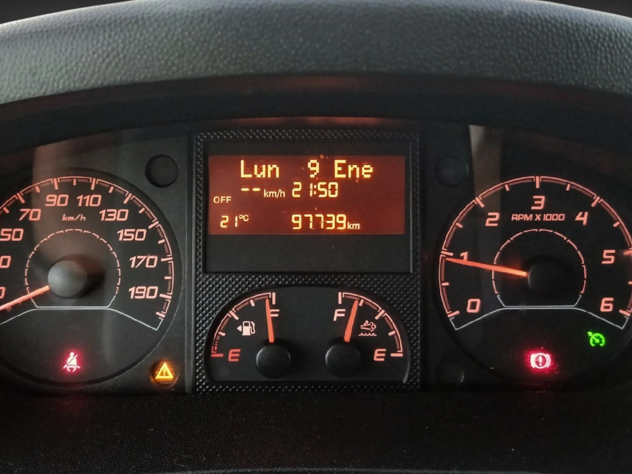 Peugeot Boxer L3H3 435 140CV (2024) | Desde 388€/mes  - Foto 13