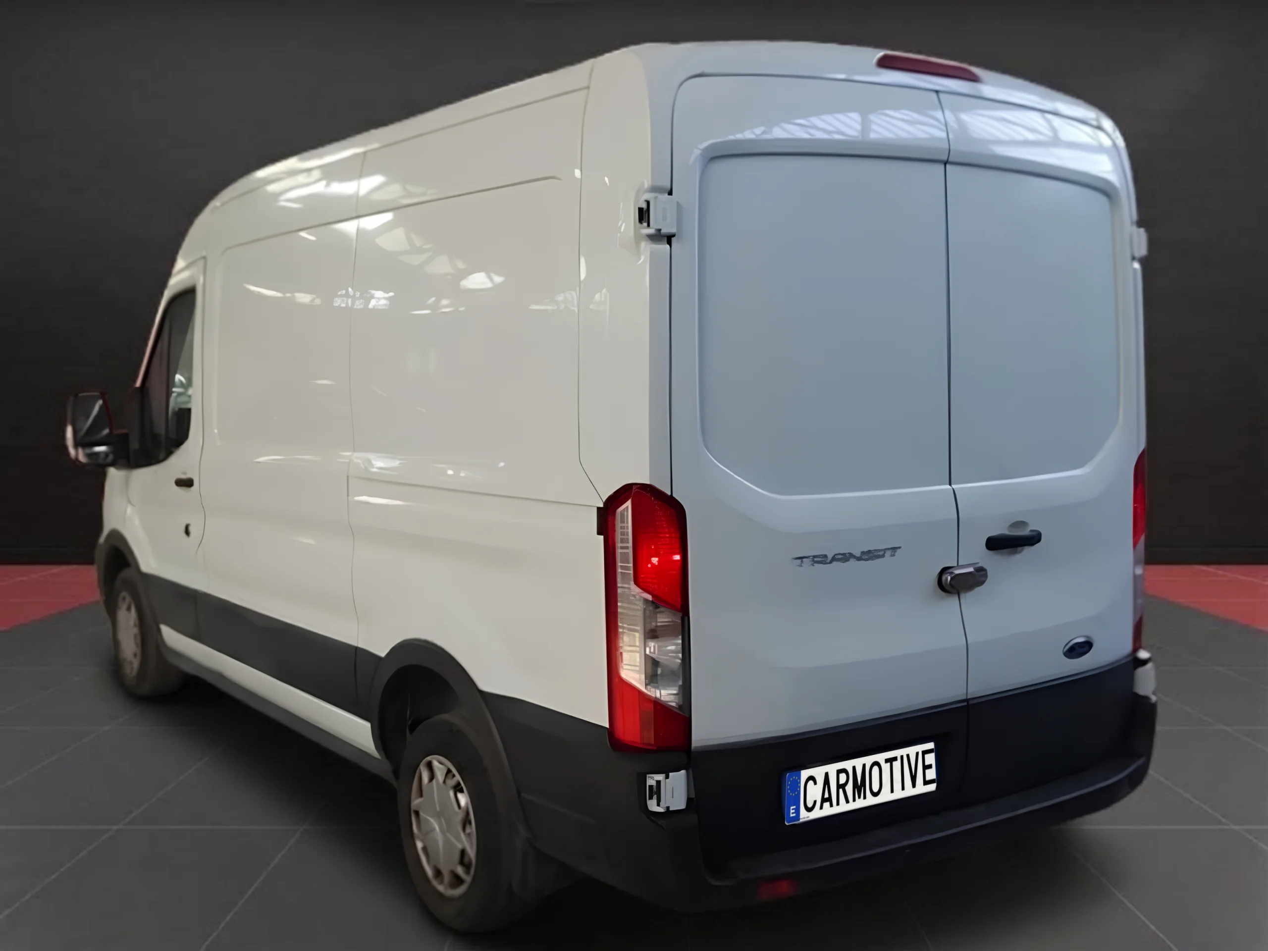Ford Transit L2H2 Trend 130CV (2024) | Desde 387€/mes - Foto 5