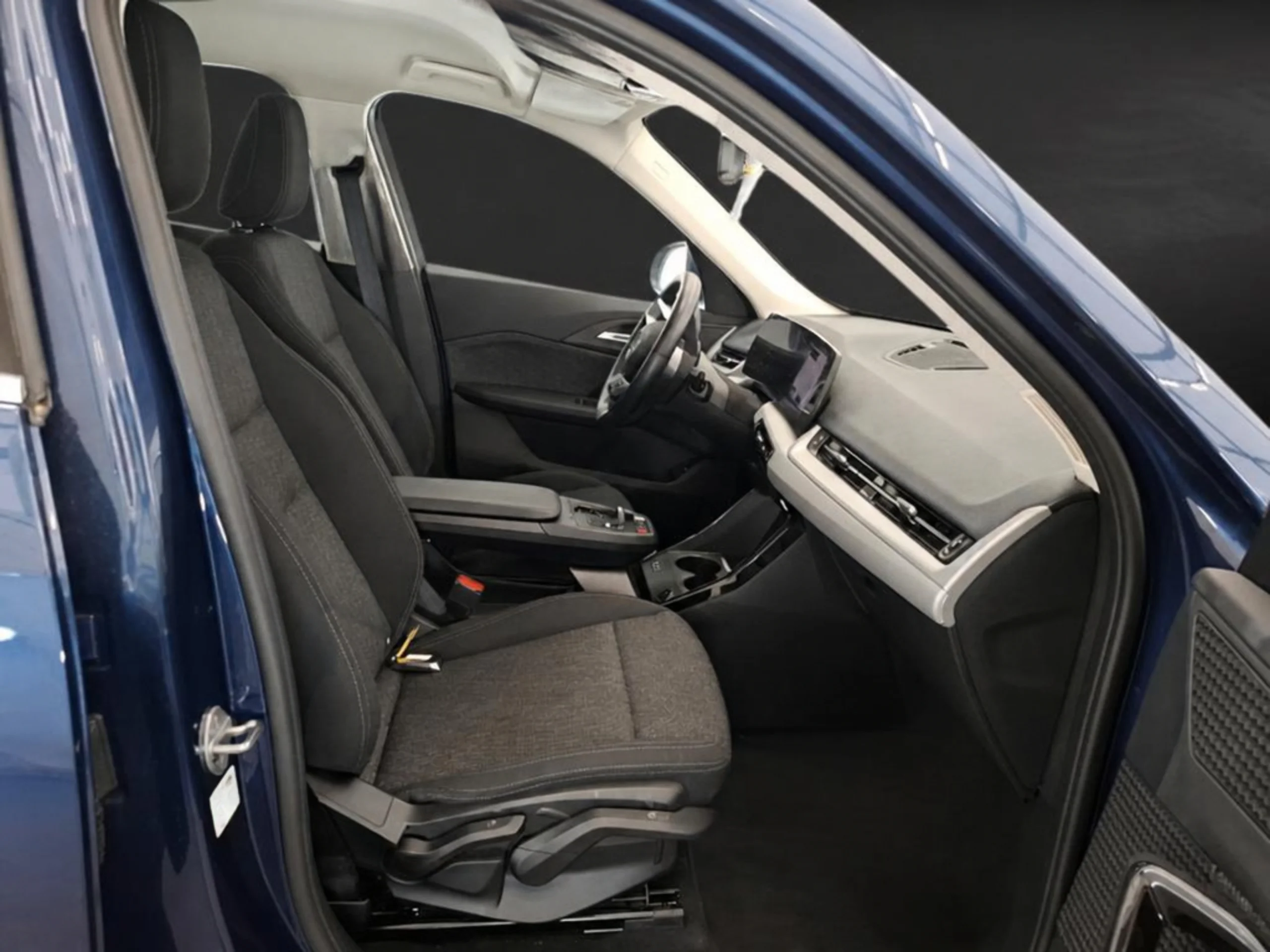 BMW X1 xDrive25e PHEV Automático (2023) | Reestreno | Desde 553€/mes - Foto 9