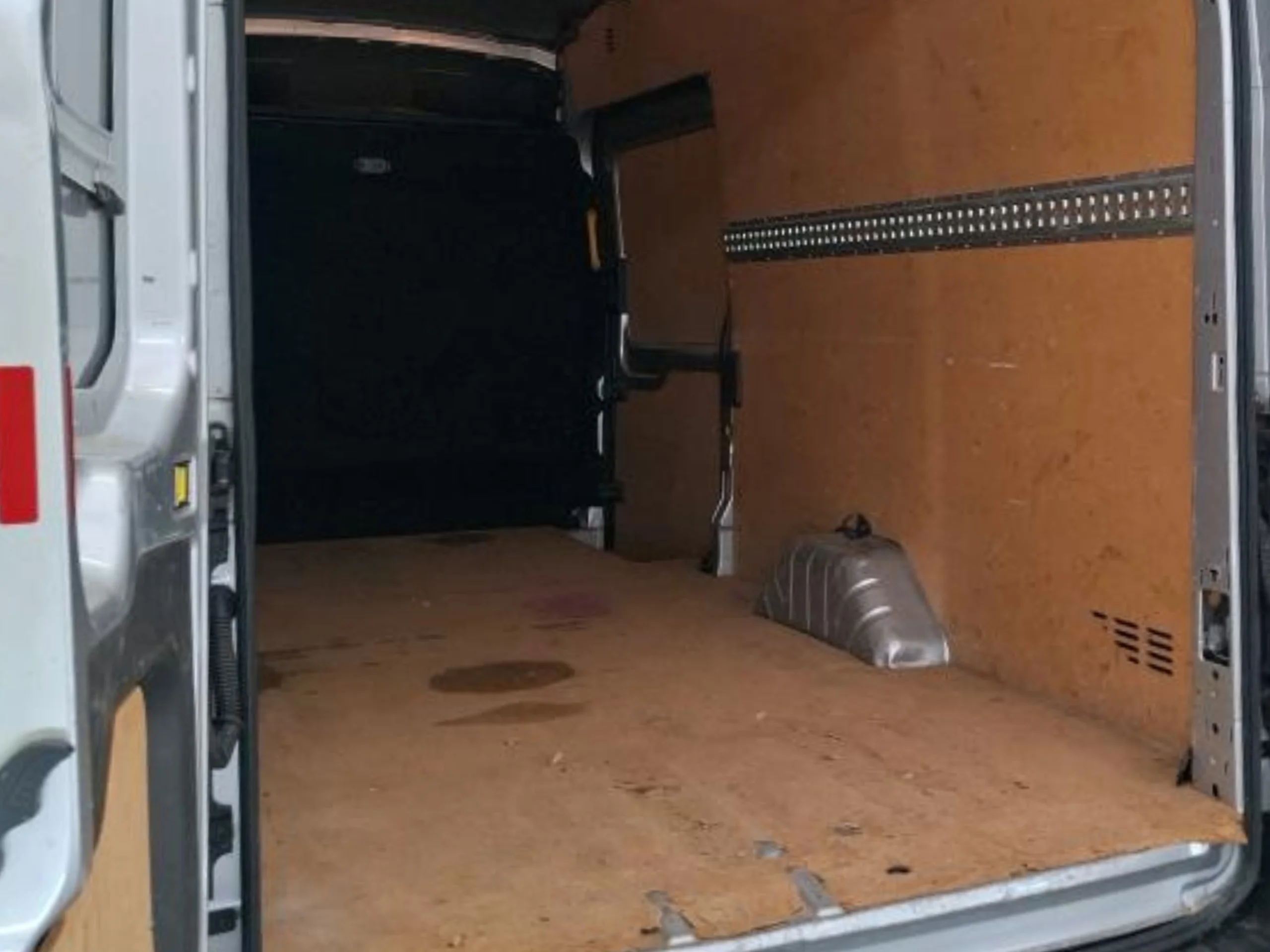 Ford Transit Furgón 350 L4H3 | Gran Volumen | Desde 359€/mes - Foto 6