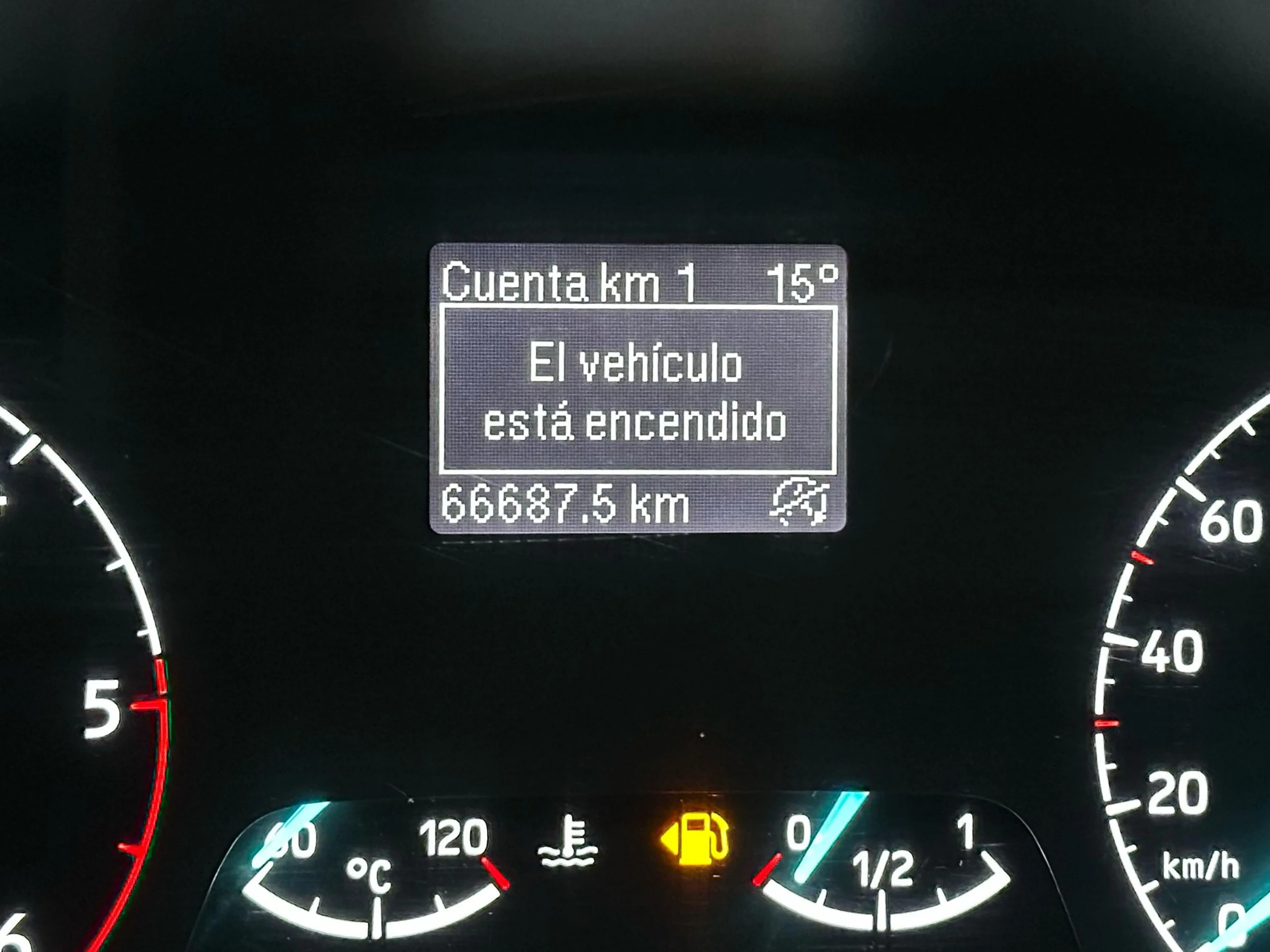 Ford Transit Custom L1H1 131 CV 2.0 Hybrid  - Foto 14