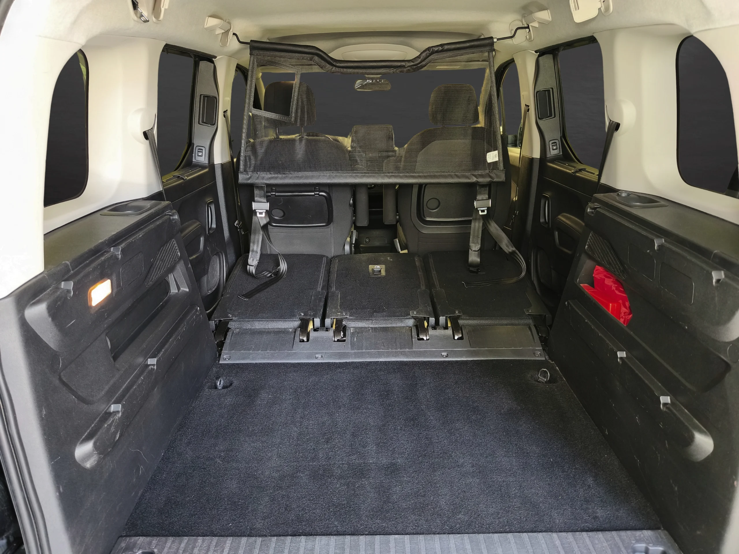 Opel Combo Life Combi Elegance 130CV Automática (2023) – 5 Plazas Doble Puerta Lateral - Foto 12