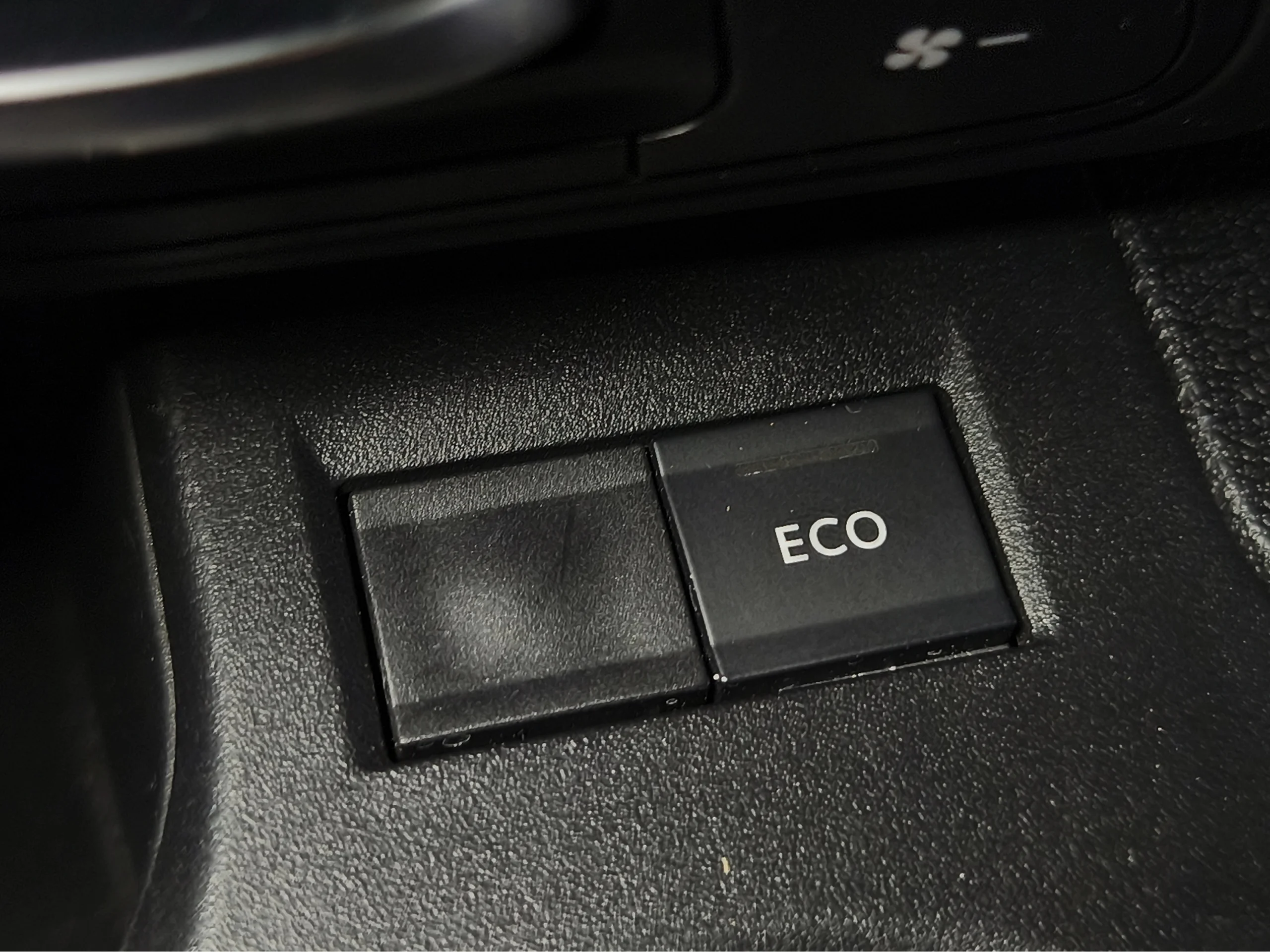 Opel Combo Life Combi Elegance 130CV Automática (2023) – 5 Plazas Doble Puerta Lateral - Foto 43